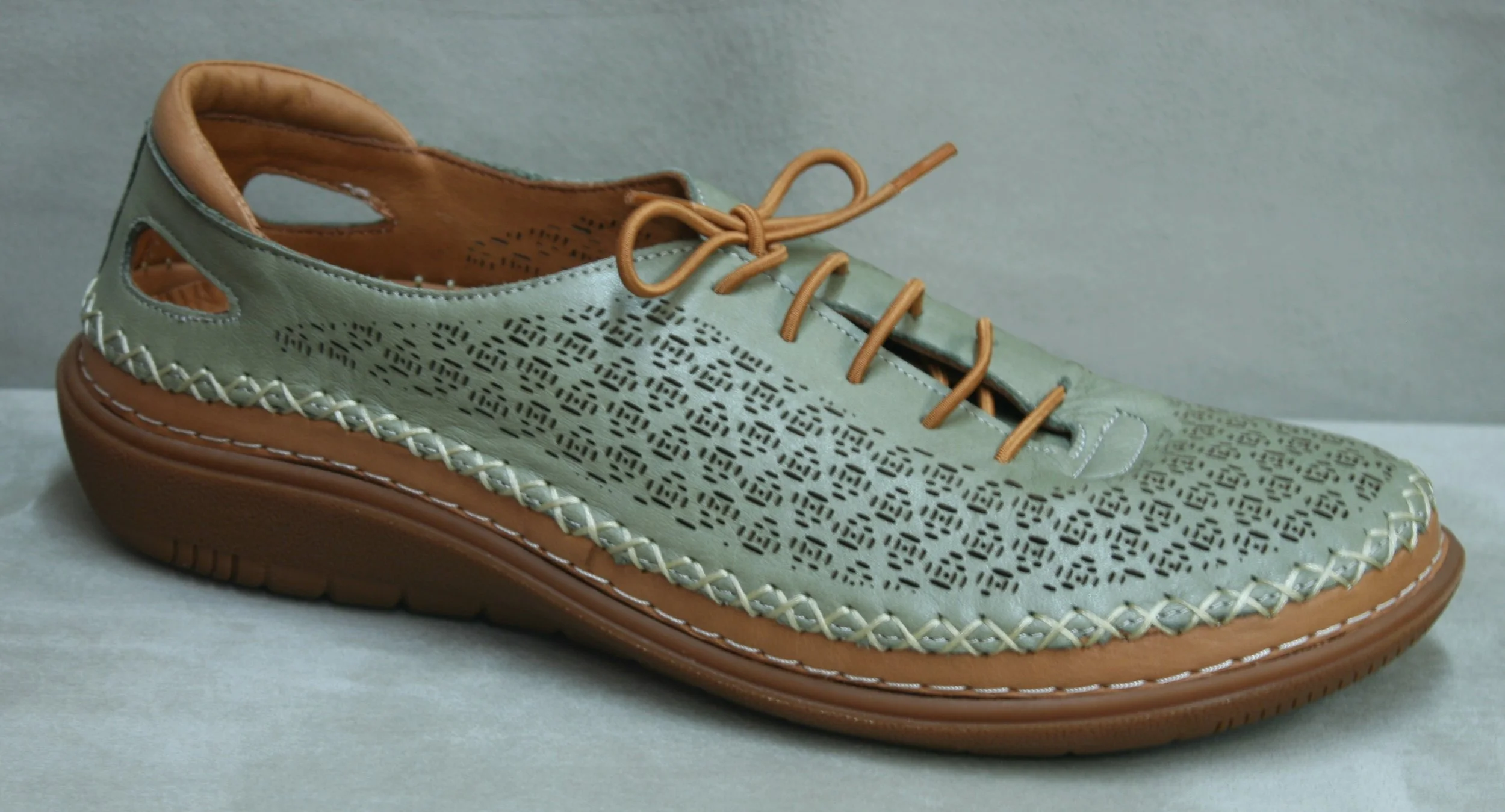 SPRING STEP - Janell - MSRP $109.95