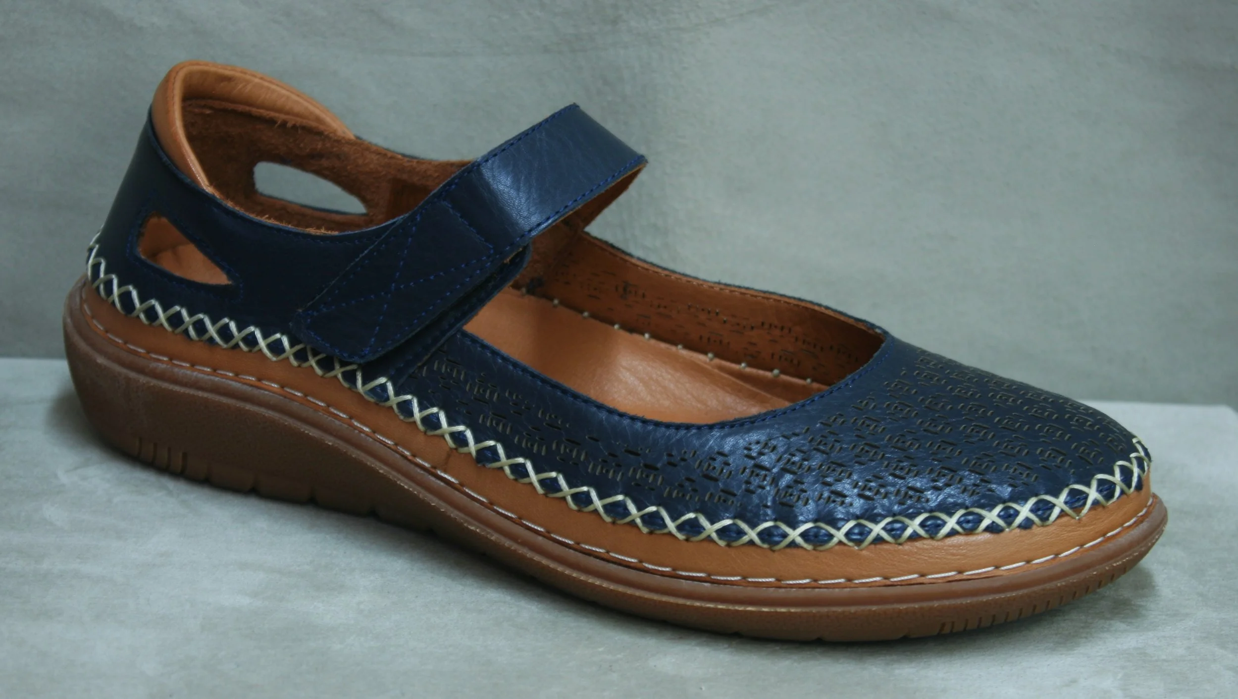 SPRING STEP - Janah - MSRP $109.95
