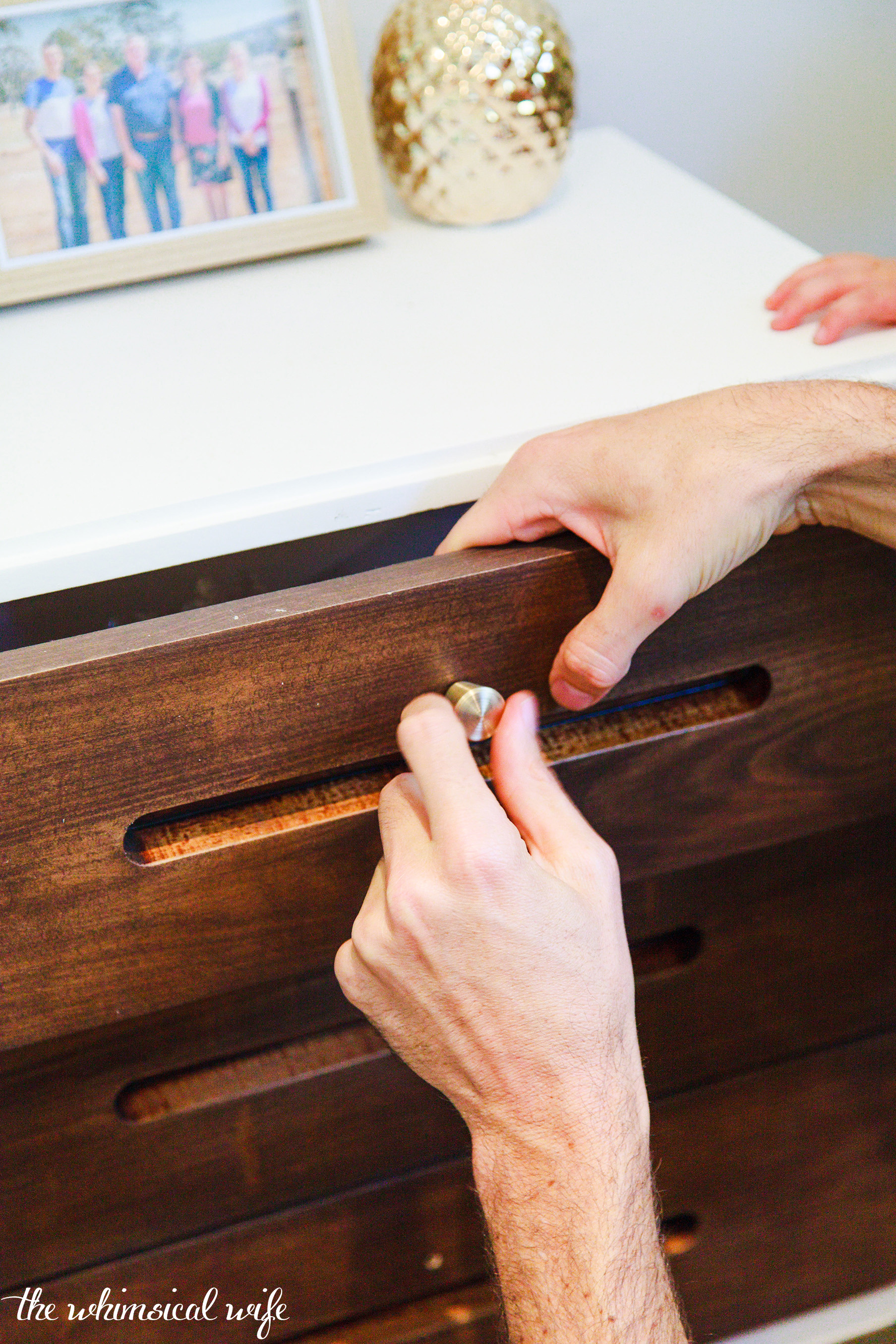 Mid Century Modern Side Table Makeover | The Whimsical Wife