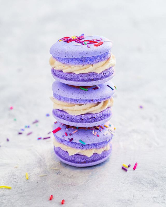 Swipe &mdash;-&gt; What&rsquo;s your favourite edit? Can you guess the original colour? Had a little play with a technique @twolovesstudio quickly showed on her webinar about her new course #RetouchingFoodPhotography How to change the colour in an im