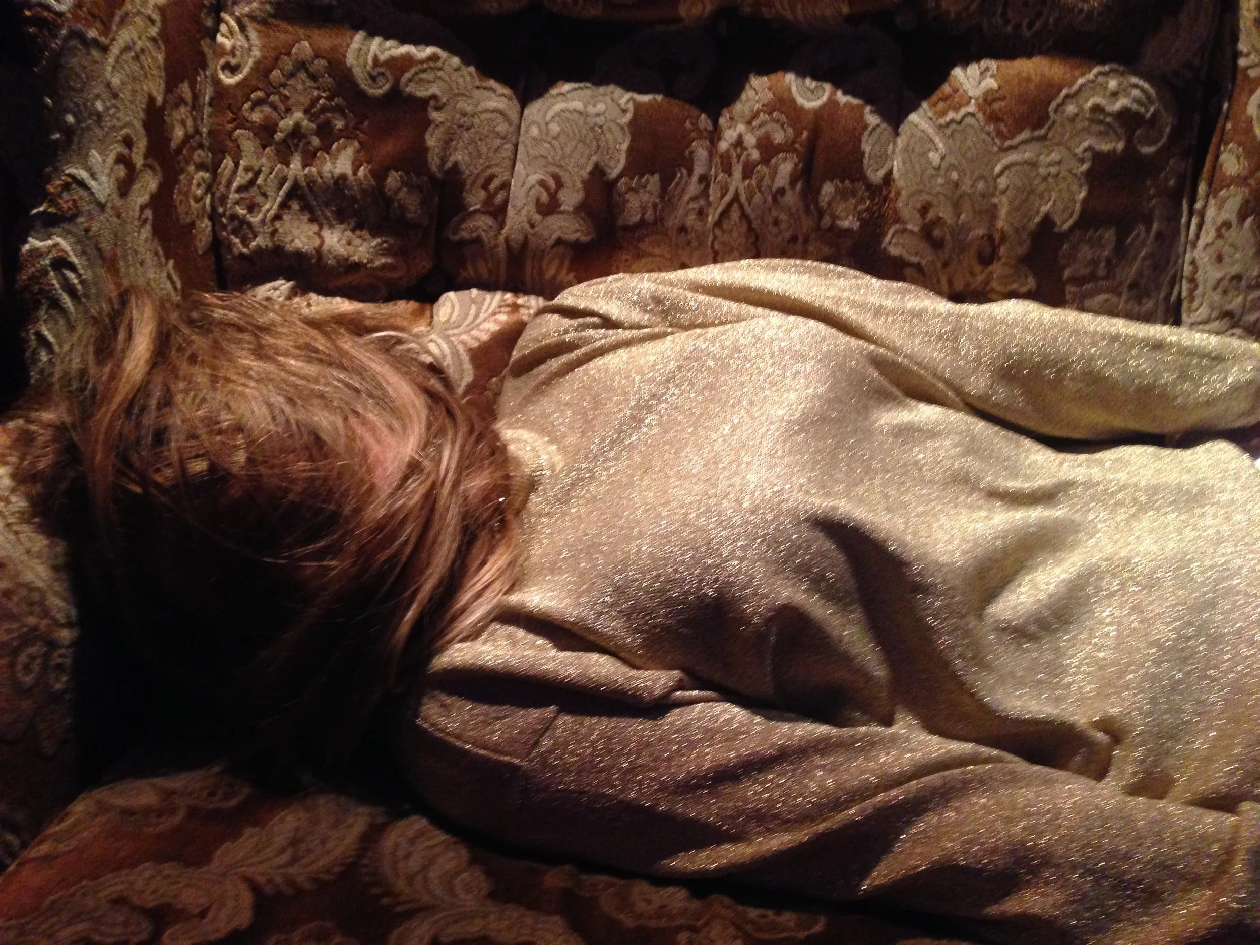 Ella Hooper #spotthehost