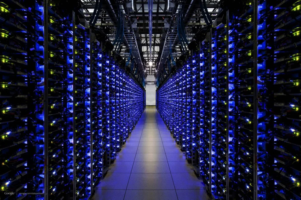 11000c-data-center-in-high-resolution-1024x682.jpg