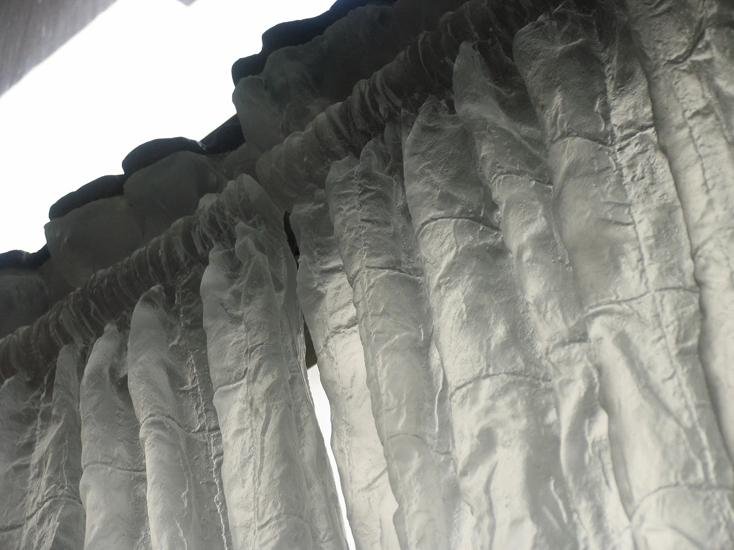'Glass Curtain'