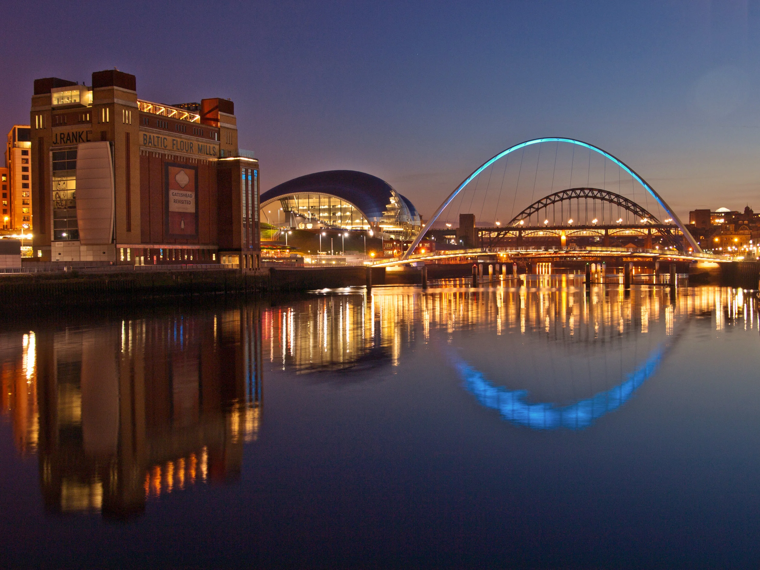LNE054 - Tyne Reflections.jpg