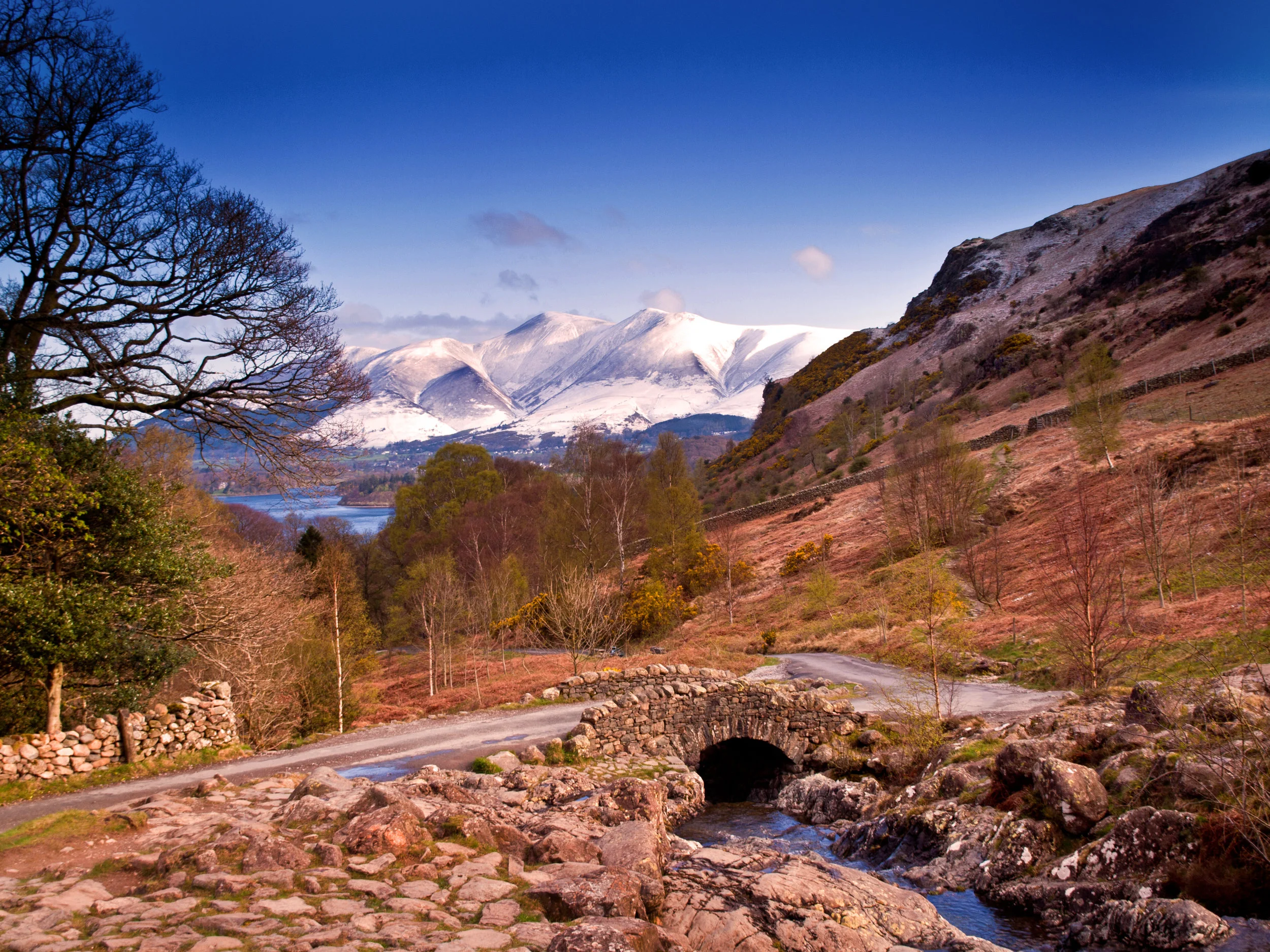 LD074 - Ashness Bridge and Snowy Skiddaw