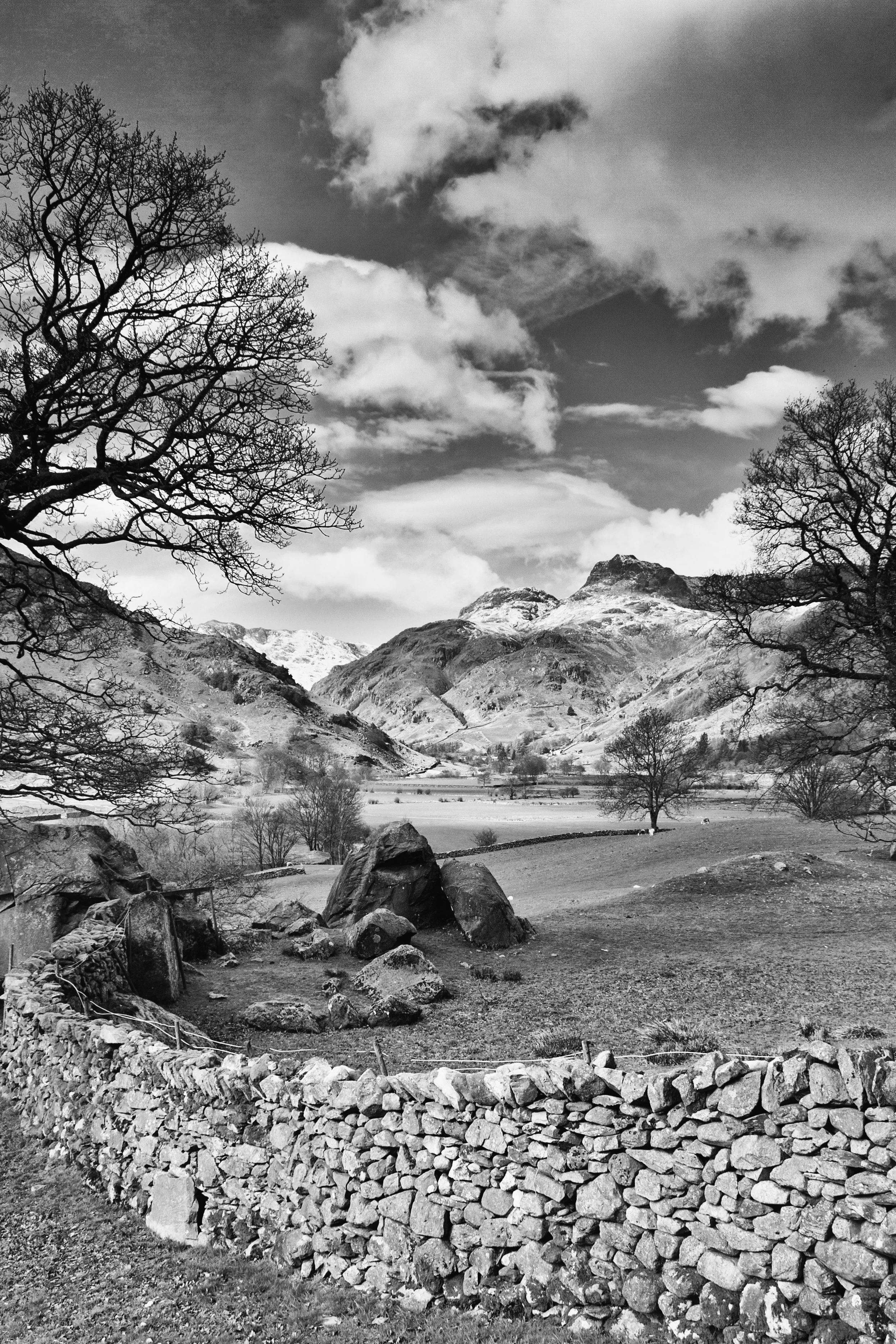 LD078 (BW) - Great Langdale