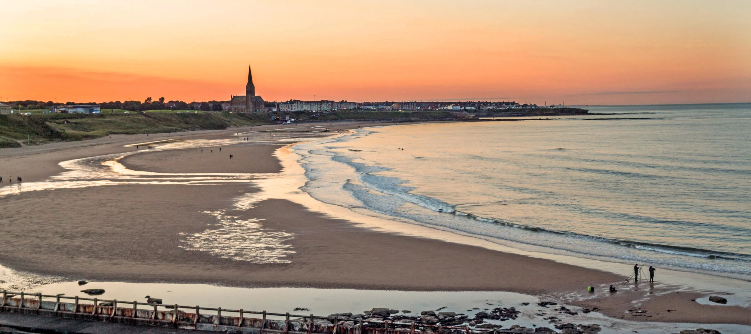 LTY319 PP - Longsands of Dusk, Tynemouth