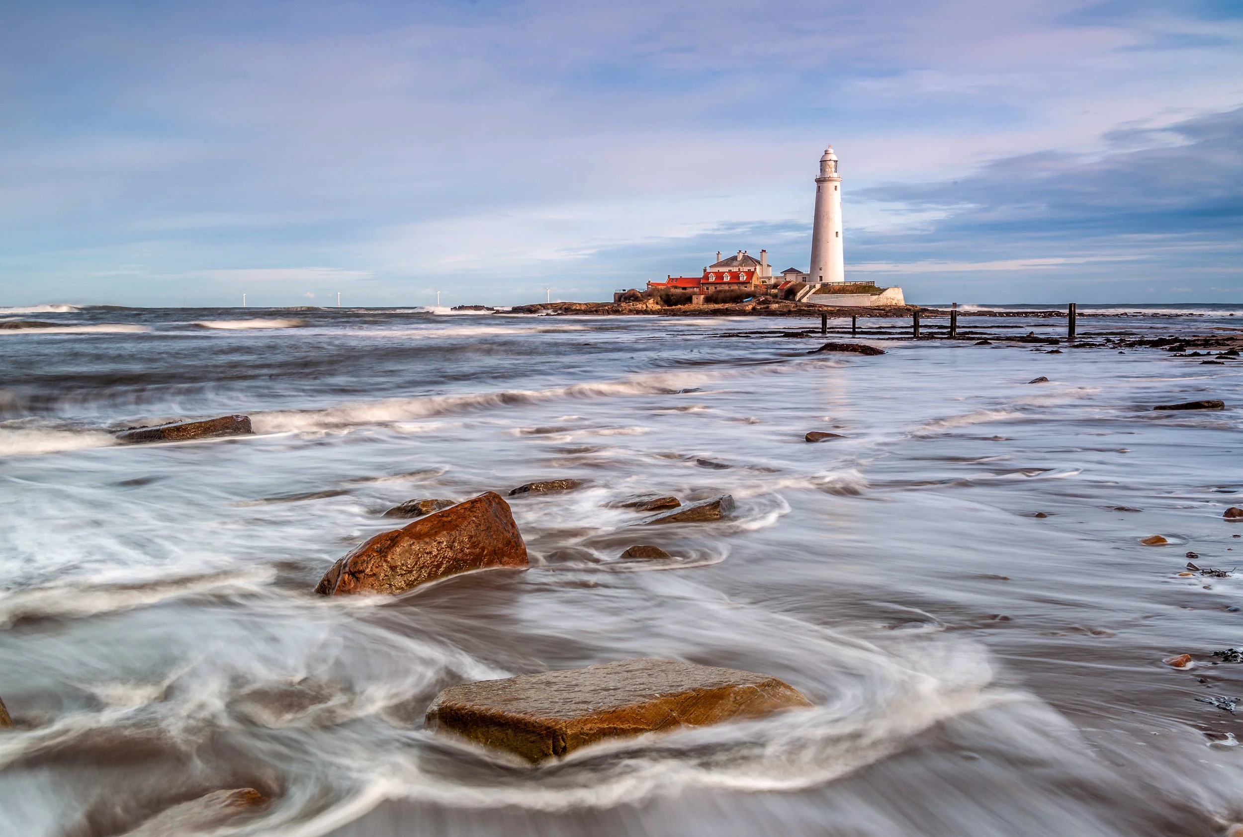 LTY323 - Ebb and Flow, St Marys Lighthouse