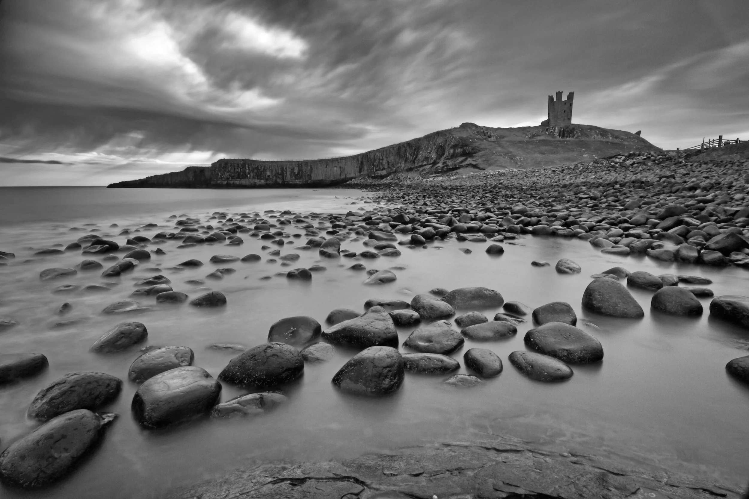 LNO456 - Canon Ball Rocks, Dunstanburgh Castle.jpg