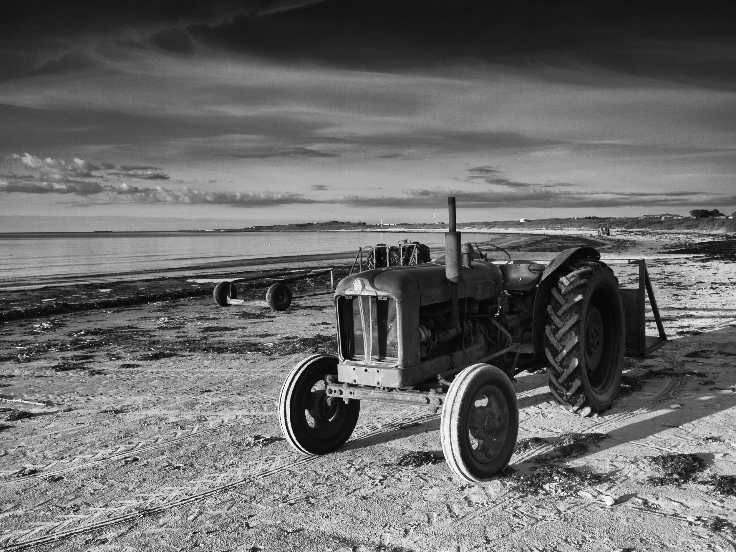 LNO228 - Pulling Power, Boulmer Beach.jpg