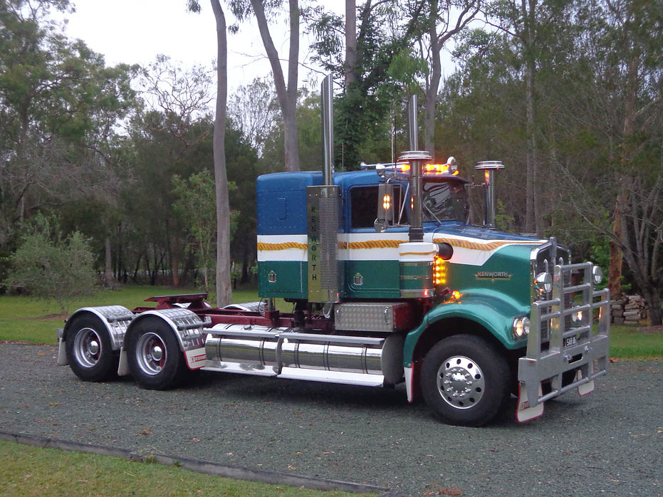 22-SAR-kenworth-restoration.jpg