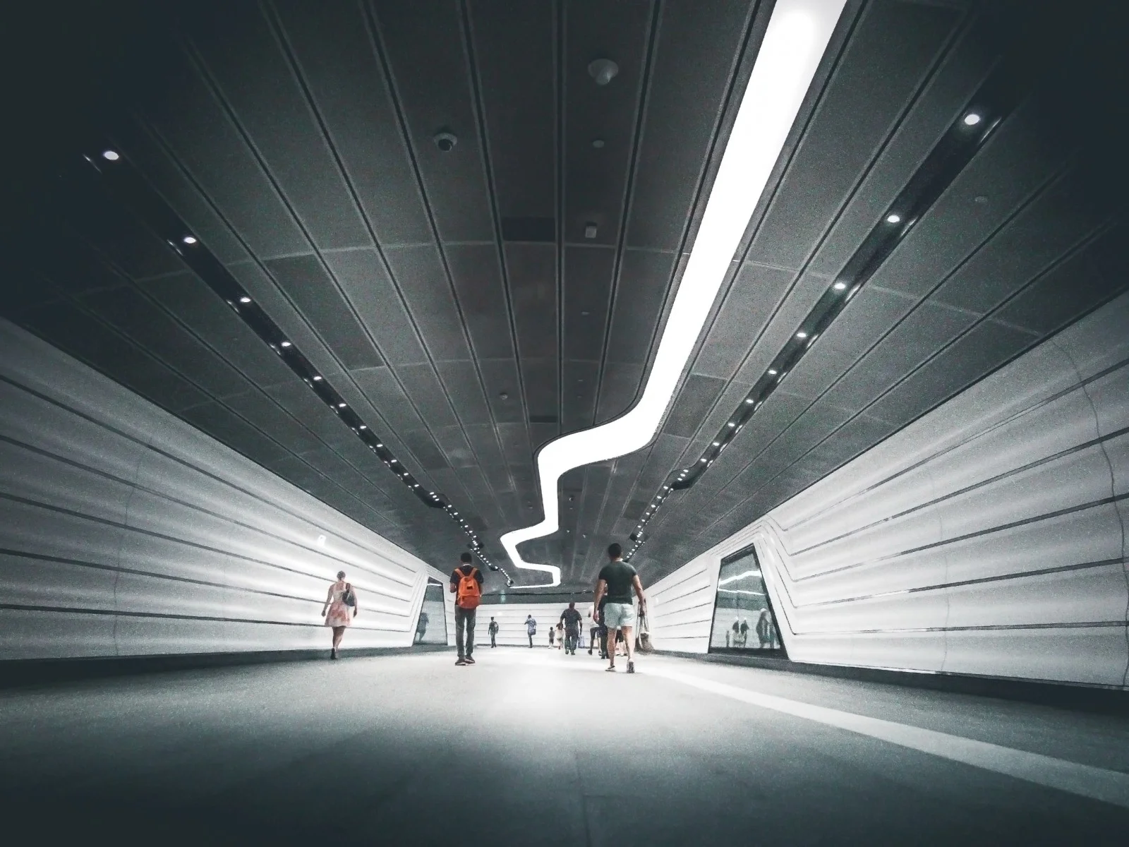 light-tunnel-people.jpg