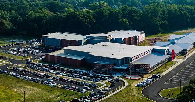 First day of school at the new Laurel Elementry School.

#dronephotography #drone #aerialphotography #aerialphoto #photographer #dronephotography #delmarvadrone #aerial #djiinspire1 #x5 #laurel #school #firstdayofschool #construction #droneservices #