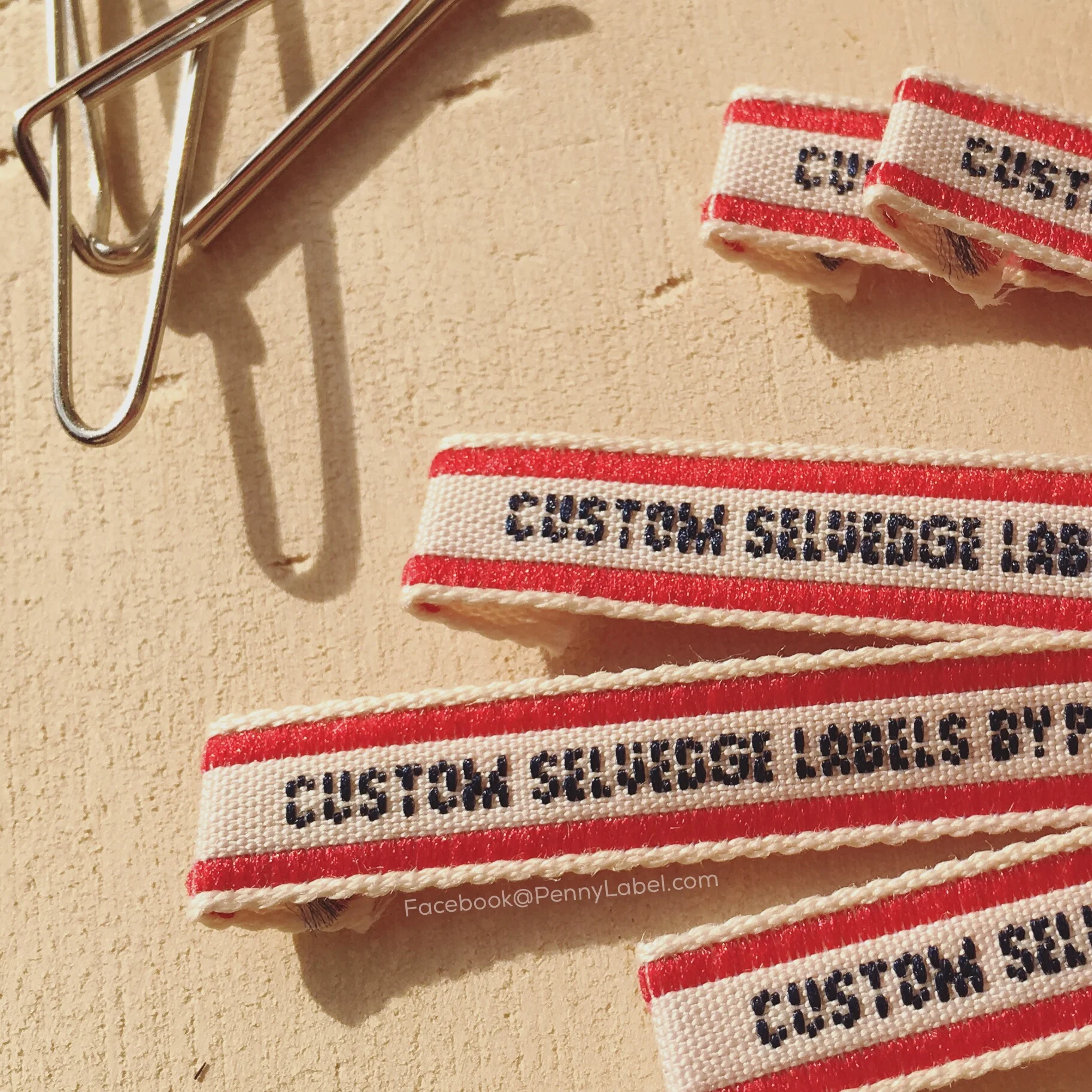 P9000047 narrow cotton + polyester labels