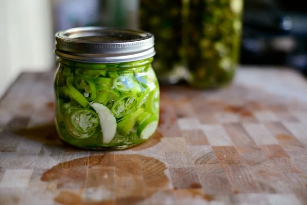 pickled-banana-peppers-l-SimplyScratch.com-9-620x413.jpg