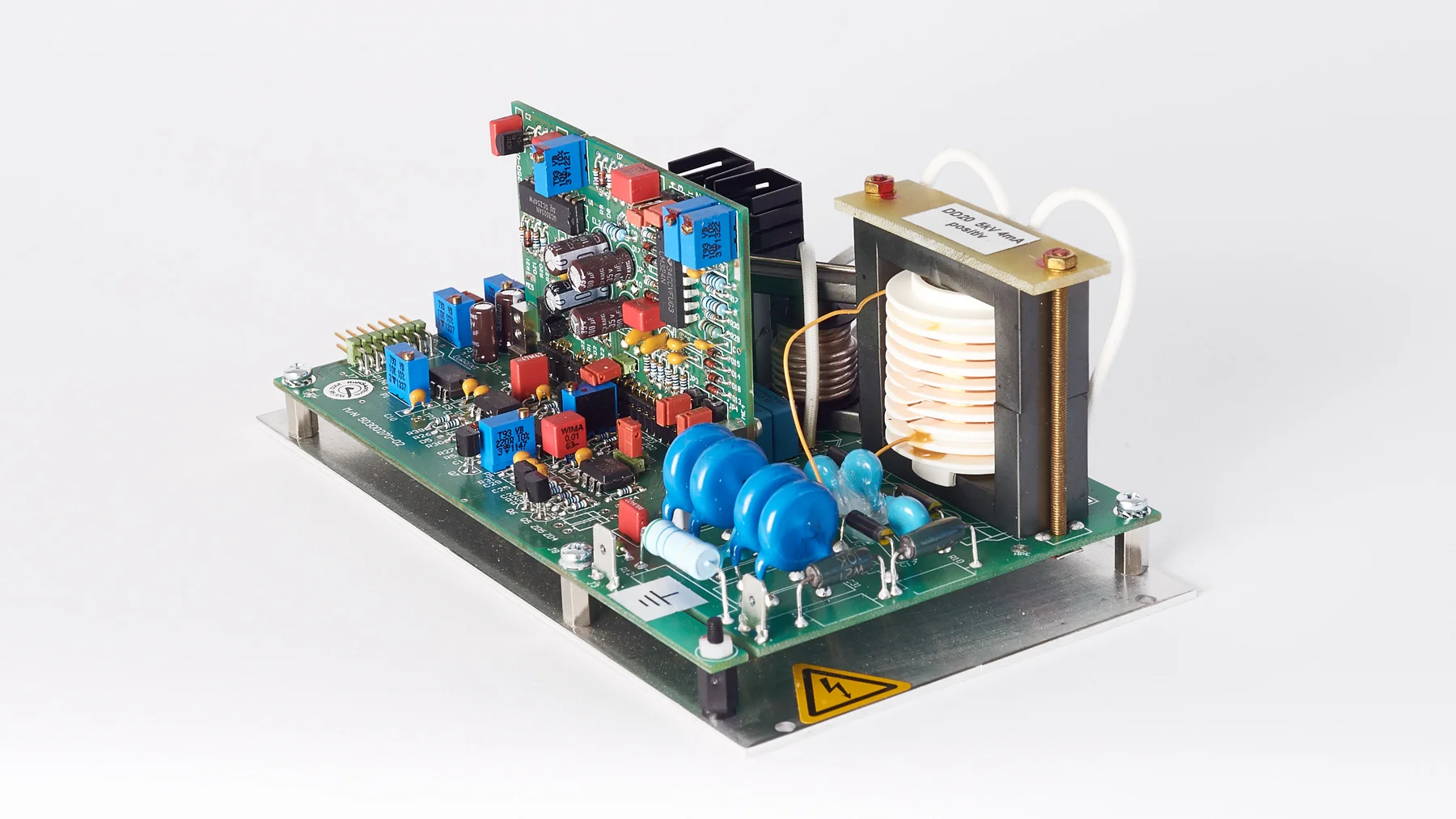DC-Quelle-Modular-Hartlauer-HPE-DD20-50-pos-2.jpg