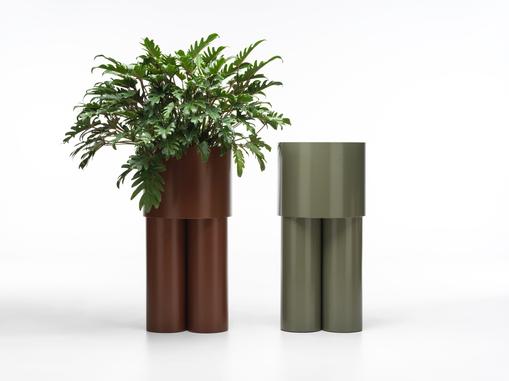 studiociao-ciao-b9-brown-green-planter-vessels.jpg