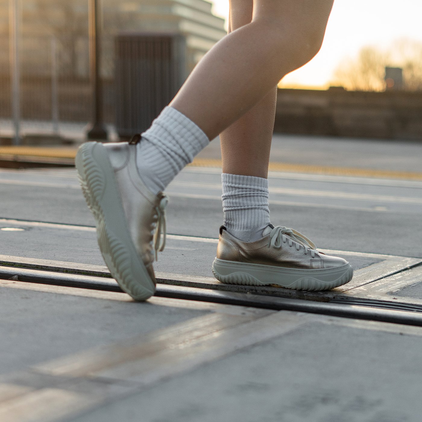 otbt tennis shoes
