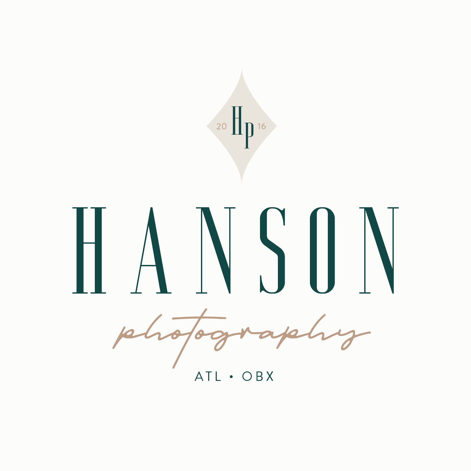 hansonphoto-01.png