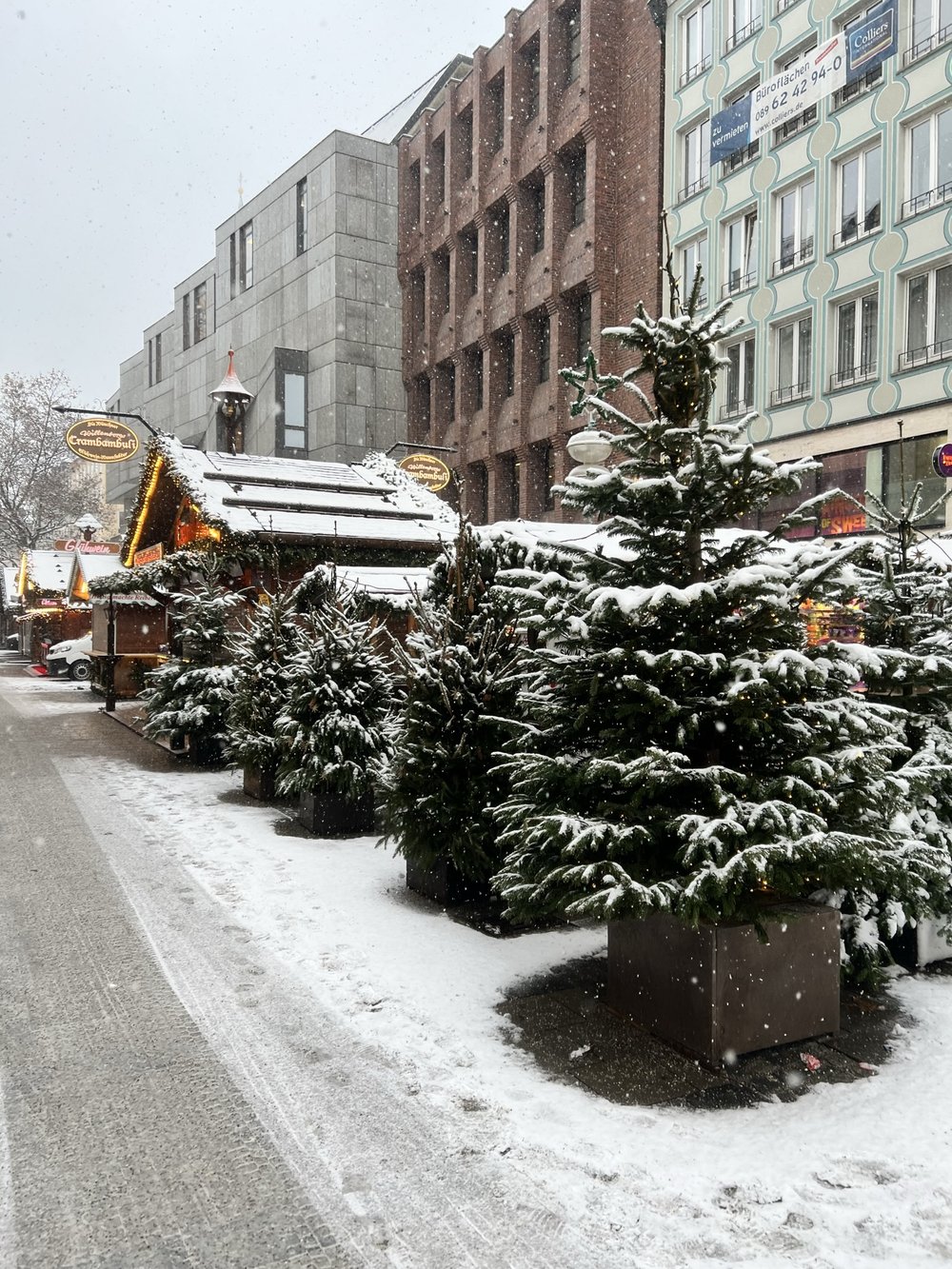  Marienplatz Christmas market 