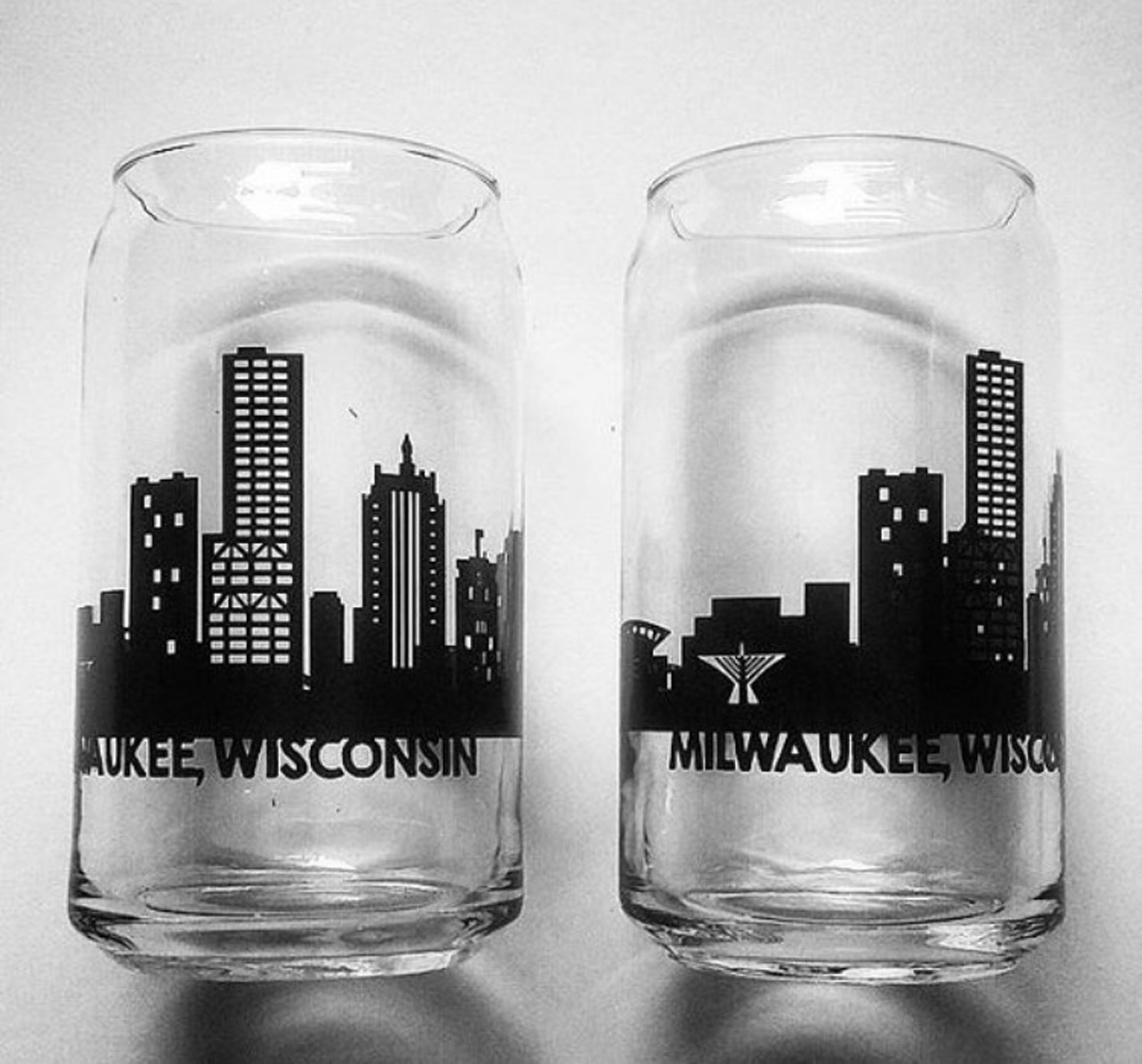 Milwaukee beer can glass