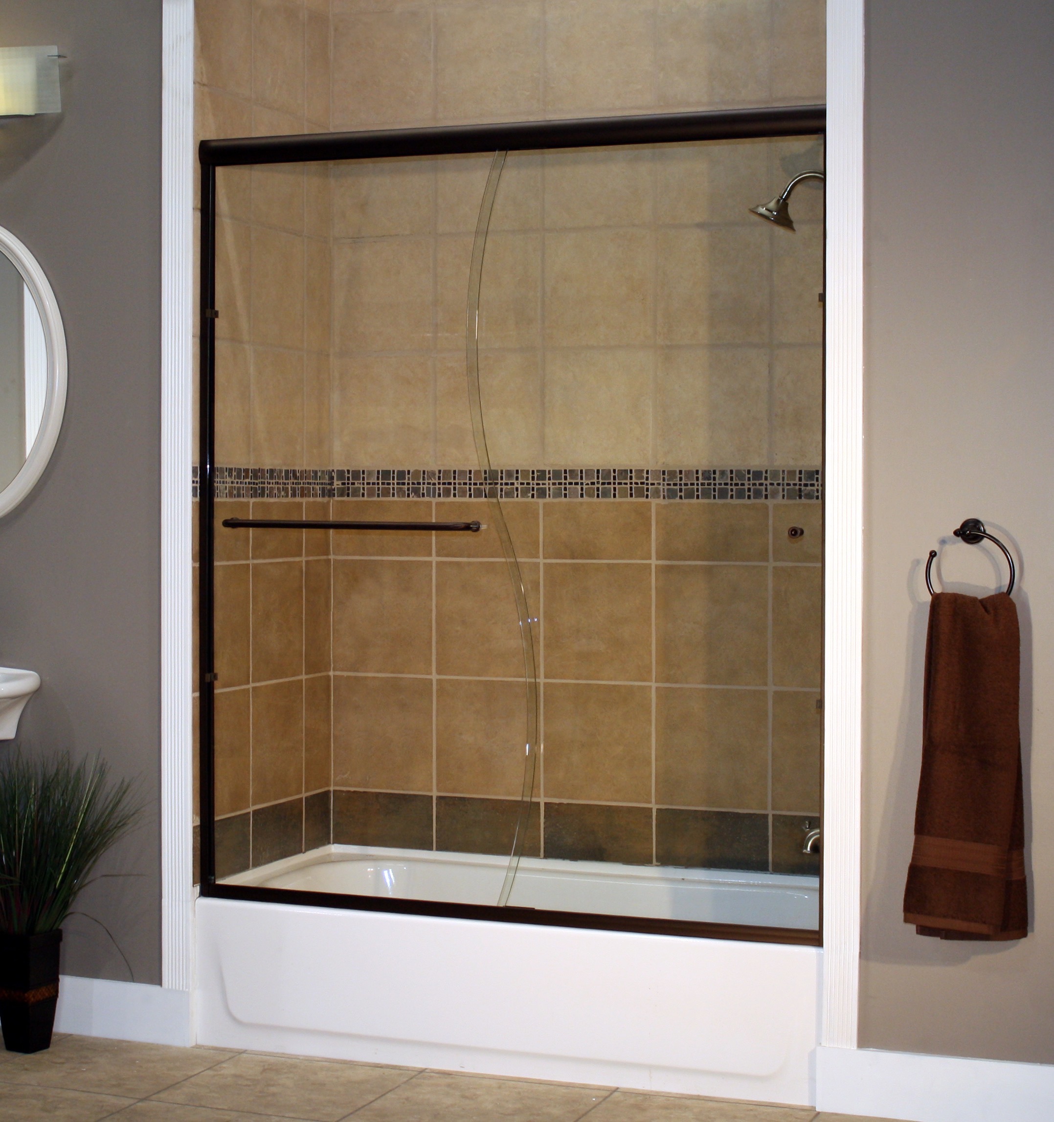 Shower Door 2.jpg