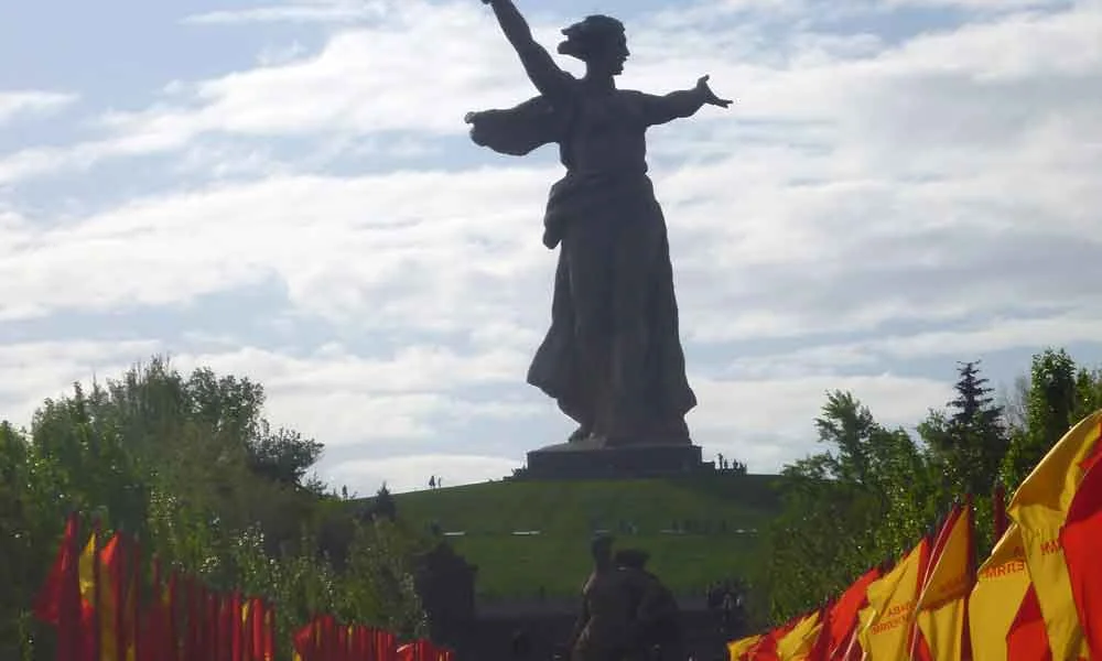 P1010120-Mother-Russia.jpg