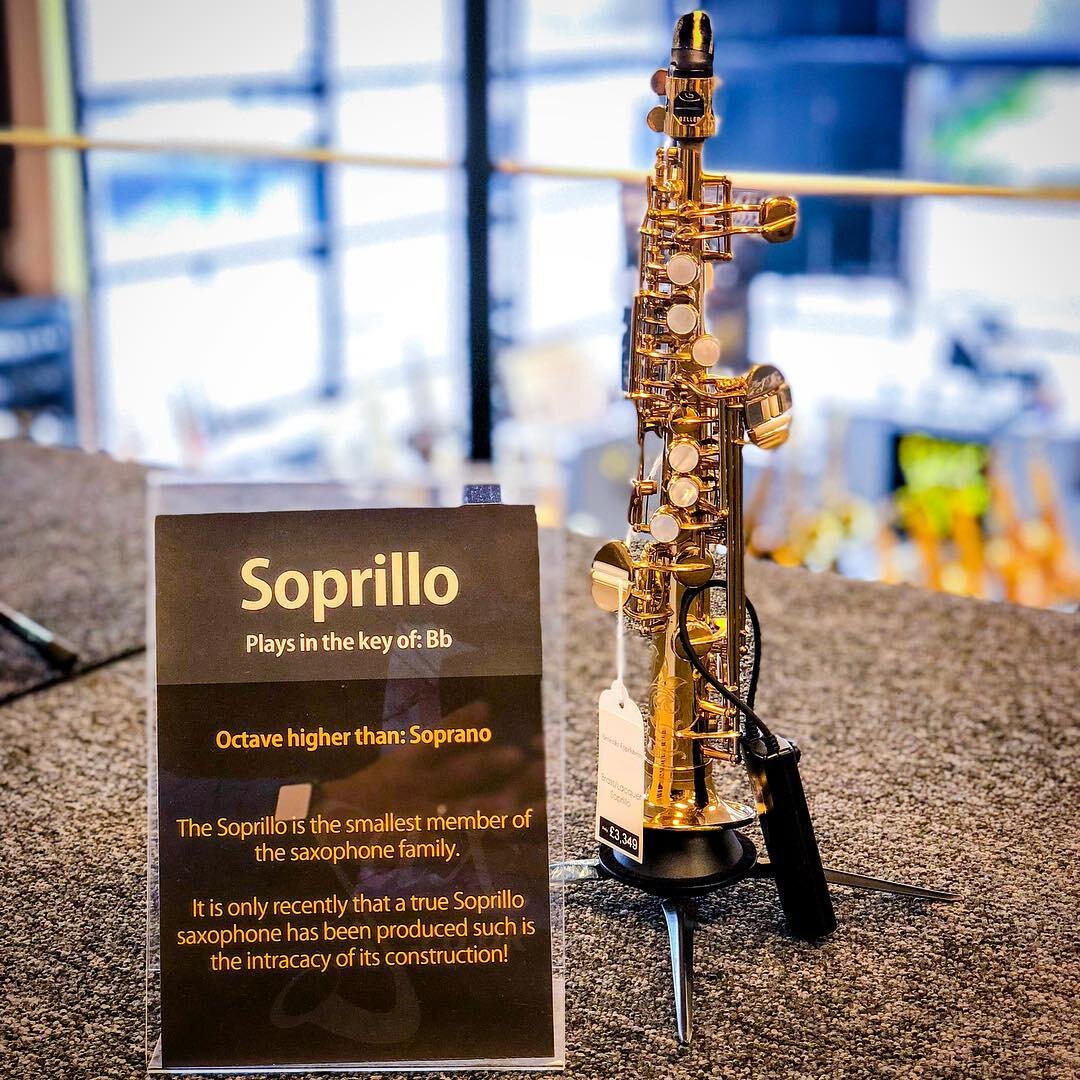 Such a tiny little saxophone. The soprillo. And this one is definitely a must try if you come to the @sax.co.uk store.