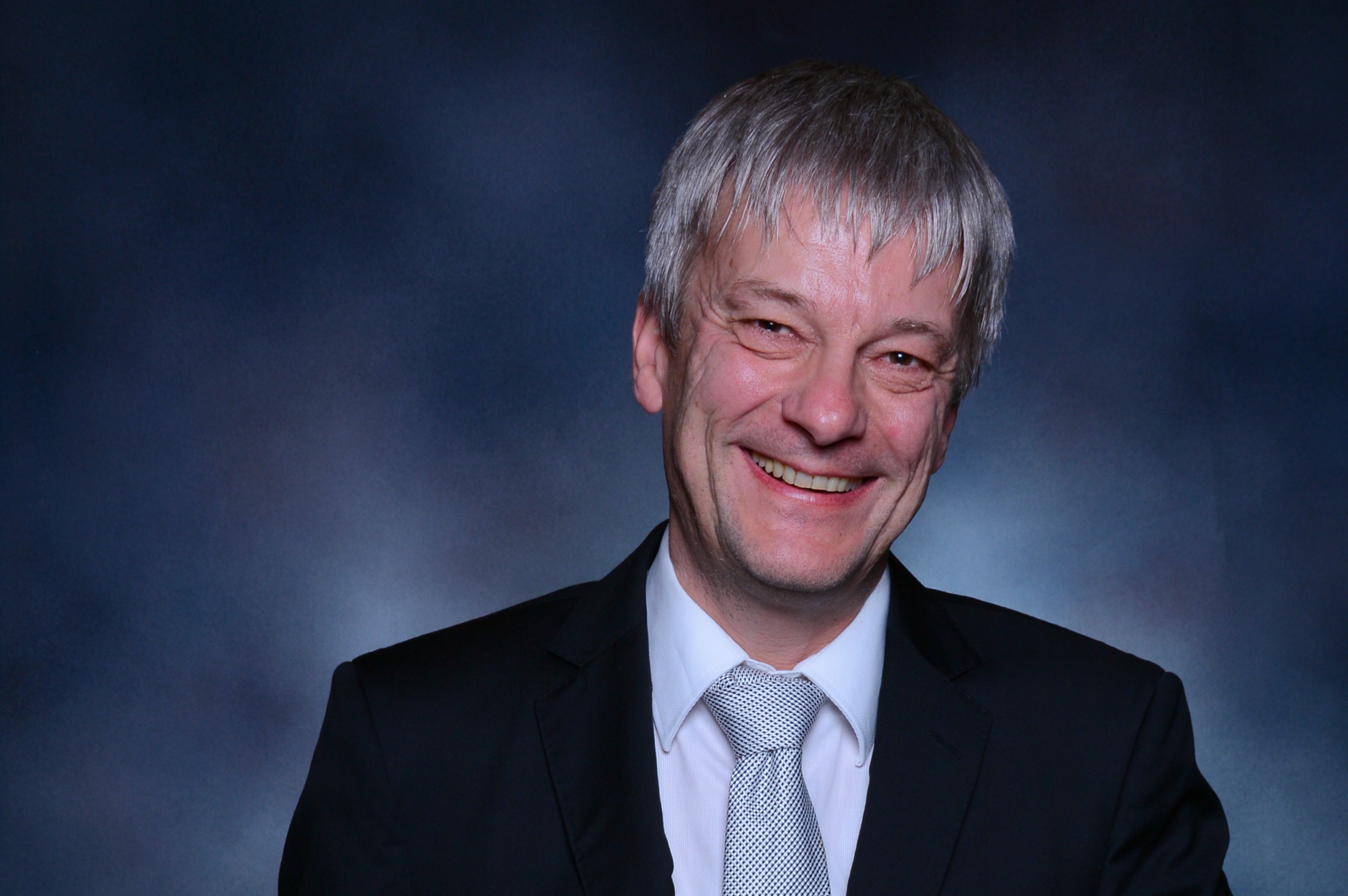 Platform-based Business Models for Non-IT Companies from a Software Product Management Perspective by Prof. Dr. Georg Herzwurm (University of Stuttgart)