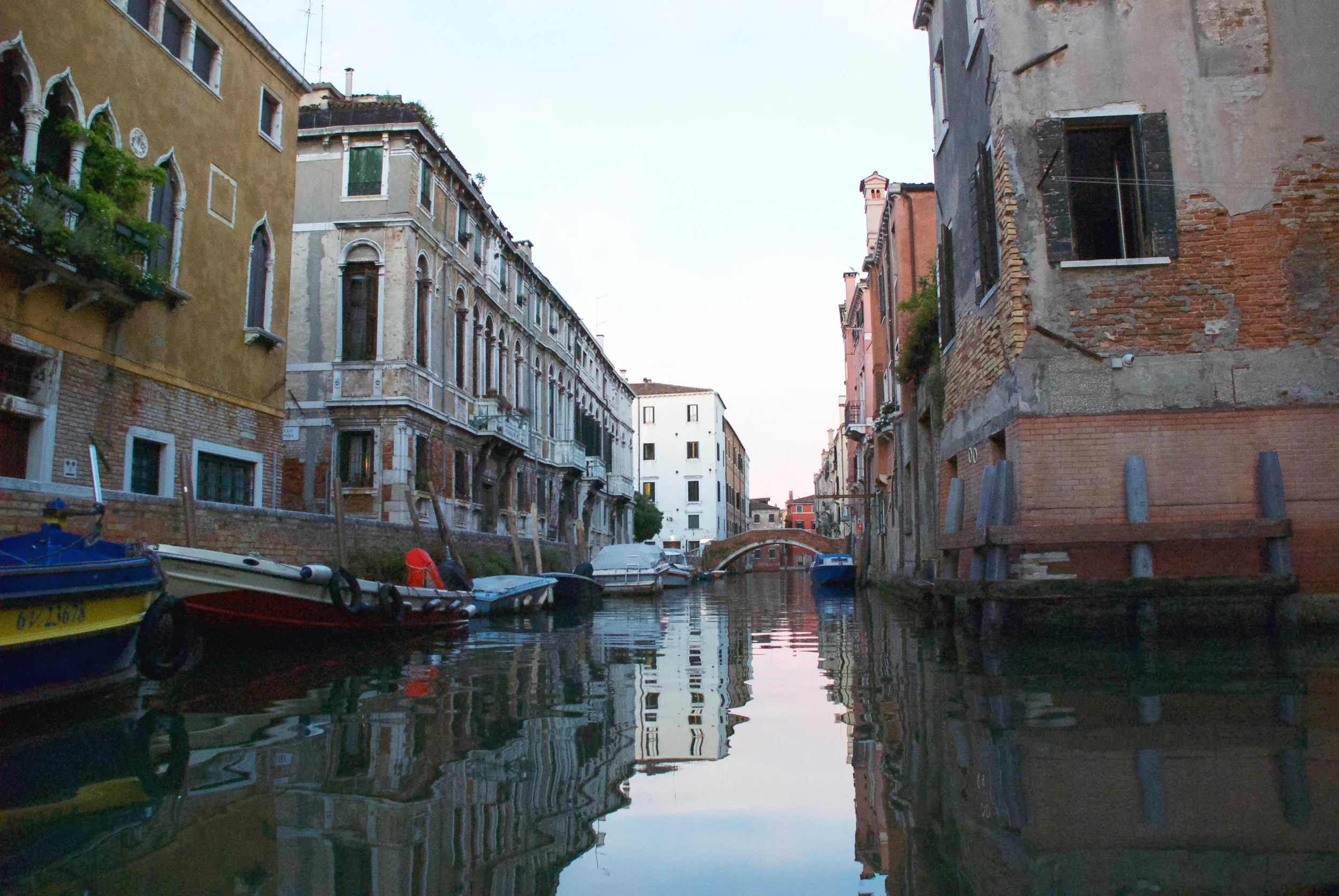 Venice_M_Canal_retouched.jpg
