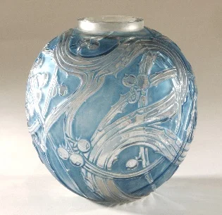 R. Lalique, Baizes Vase , glass