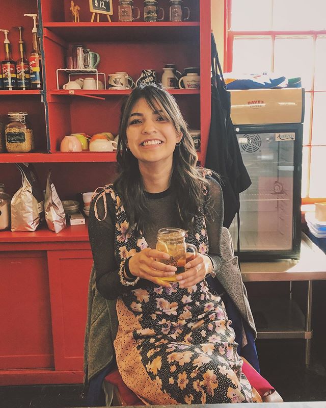 Friends, this is @deverlyperez . She’s a poet, a writer, a student at @conncollege and thanks to the tremendous help I’ve gotten from @irenichtx, the very first (ever) summer intern for @milieumediagroup. So thankful for the ways in which she’ll be helping the network grow this summer. Today was her first day if you want to welcome and wish her well in the comments! (And be sure to follow @irenichtx!)