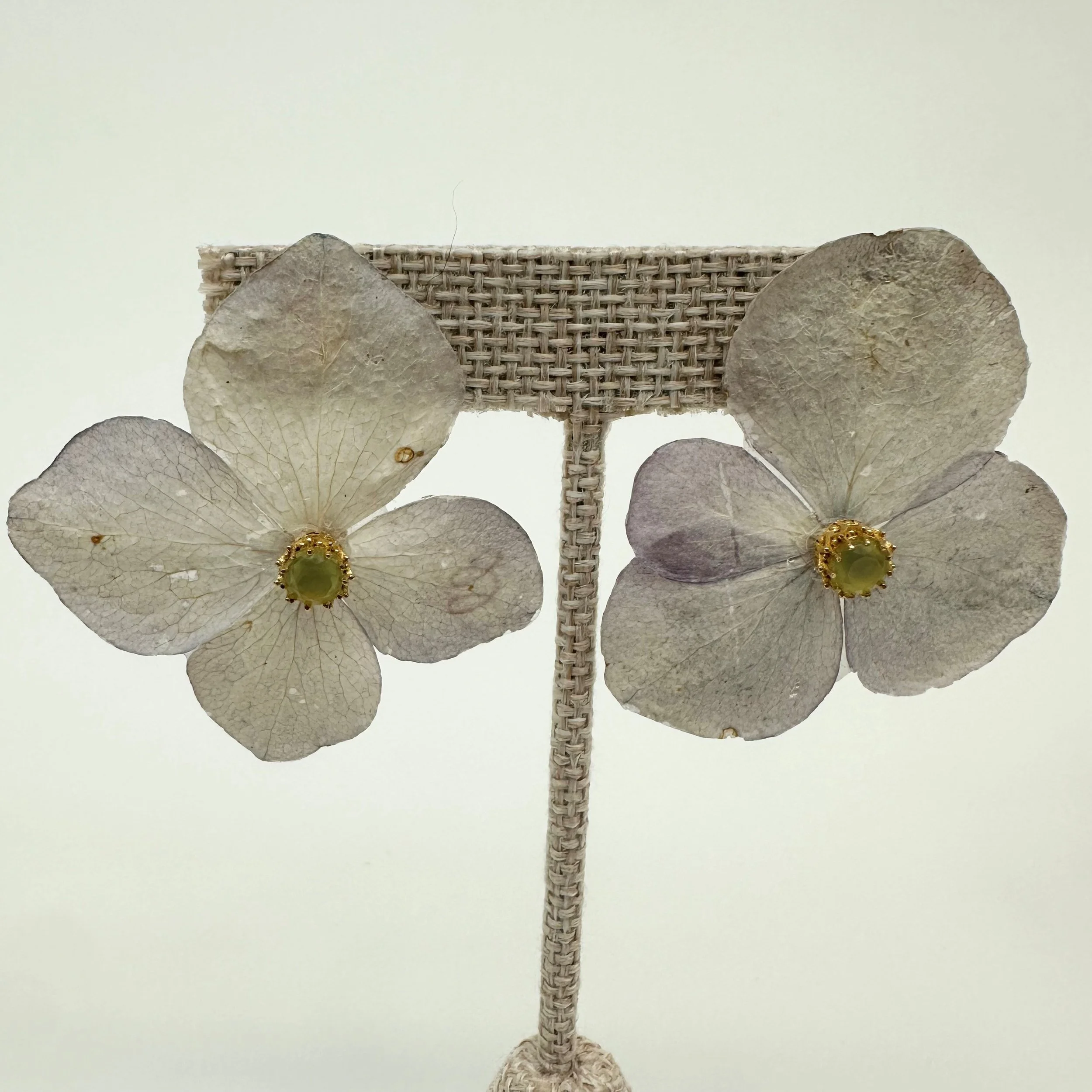 Hillary Jackson: Lilac Hydrangea Studs, HJ36