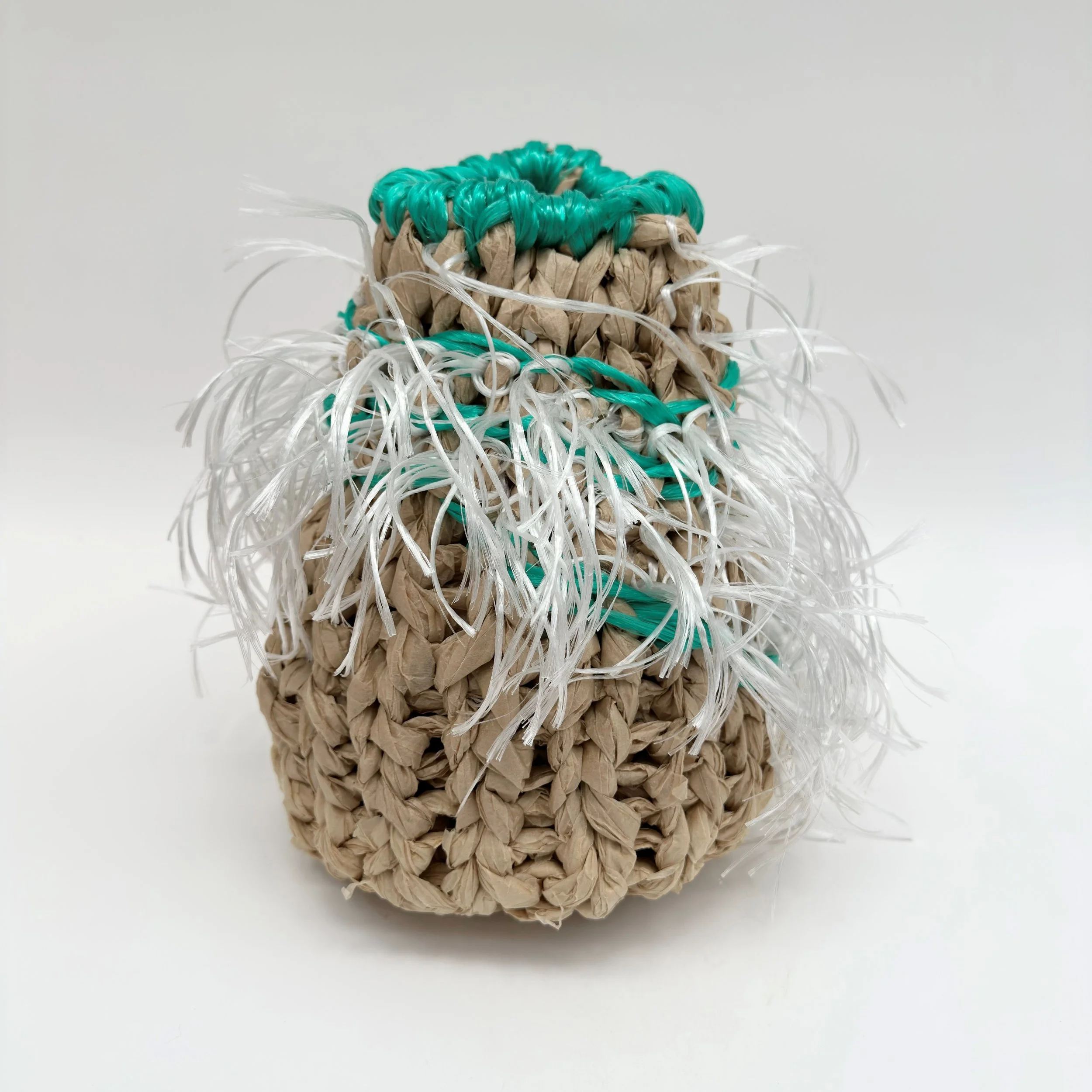 Eileen G. Braun: Green Fluffy Vessel, EGB5