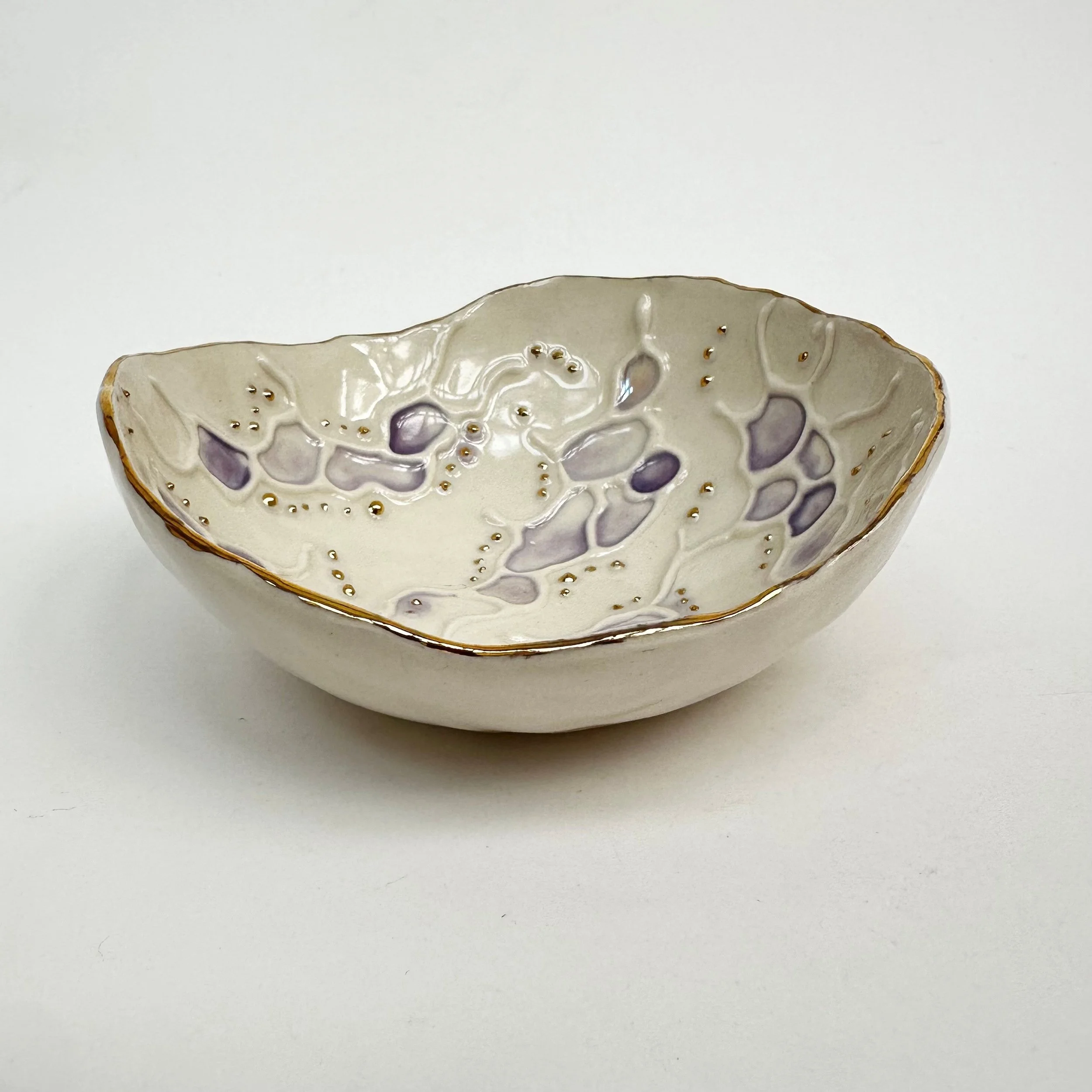 Maria Bruckman: Bowl with Purple Cells, MB250