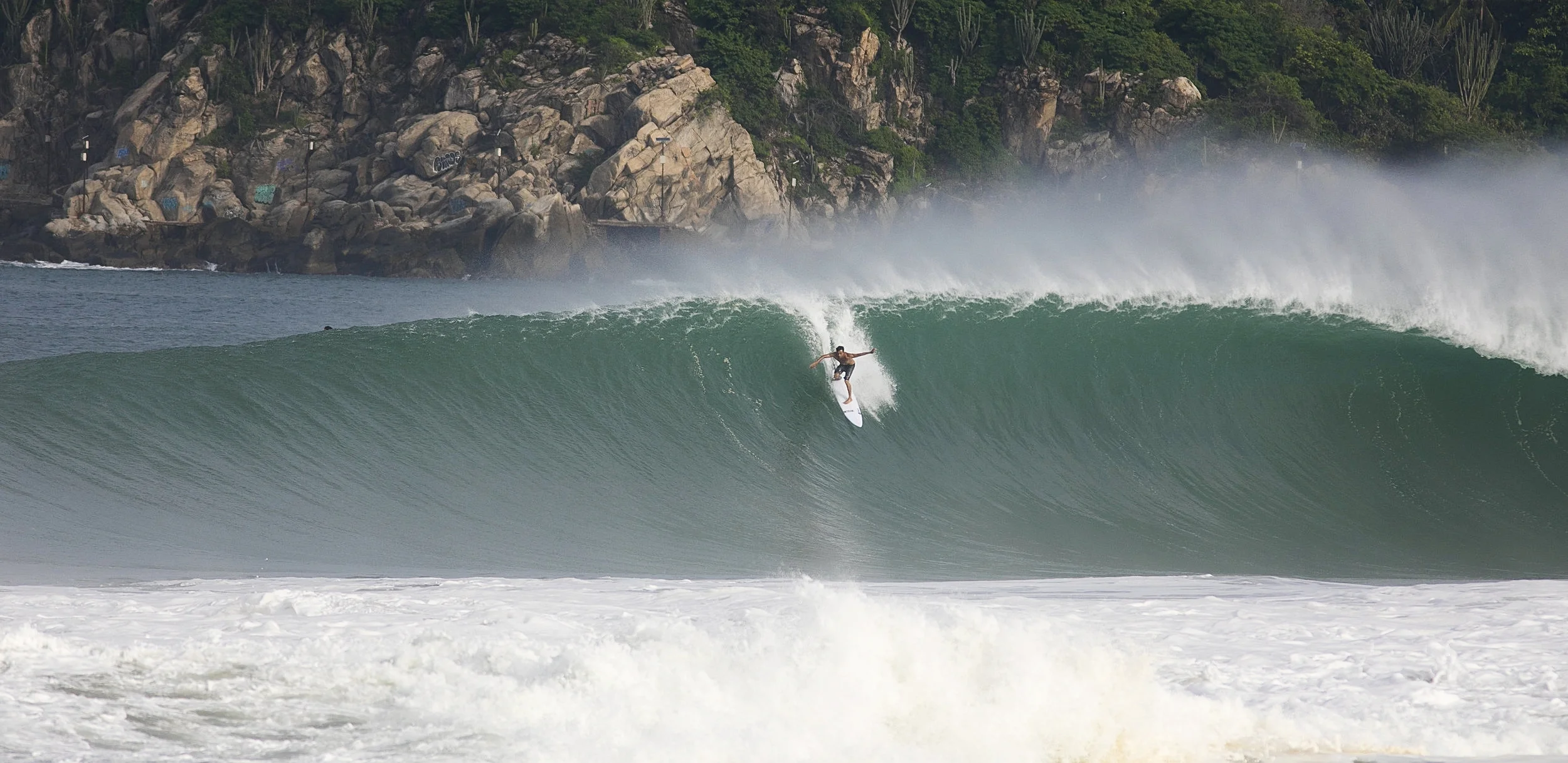 Em Puerto Escondido não há lugar para hesitação - Eric de Souza no puro "go for it".