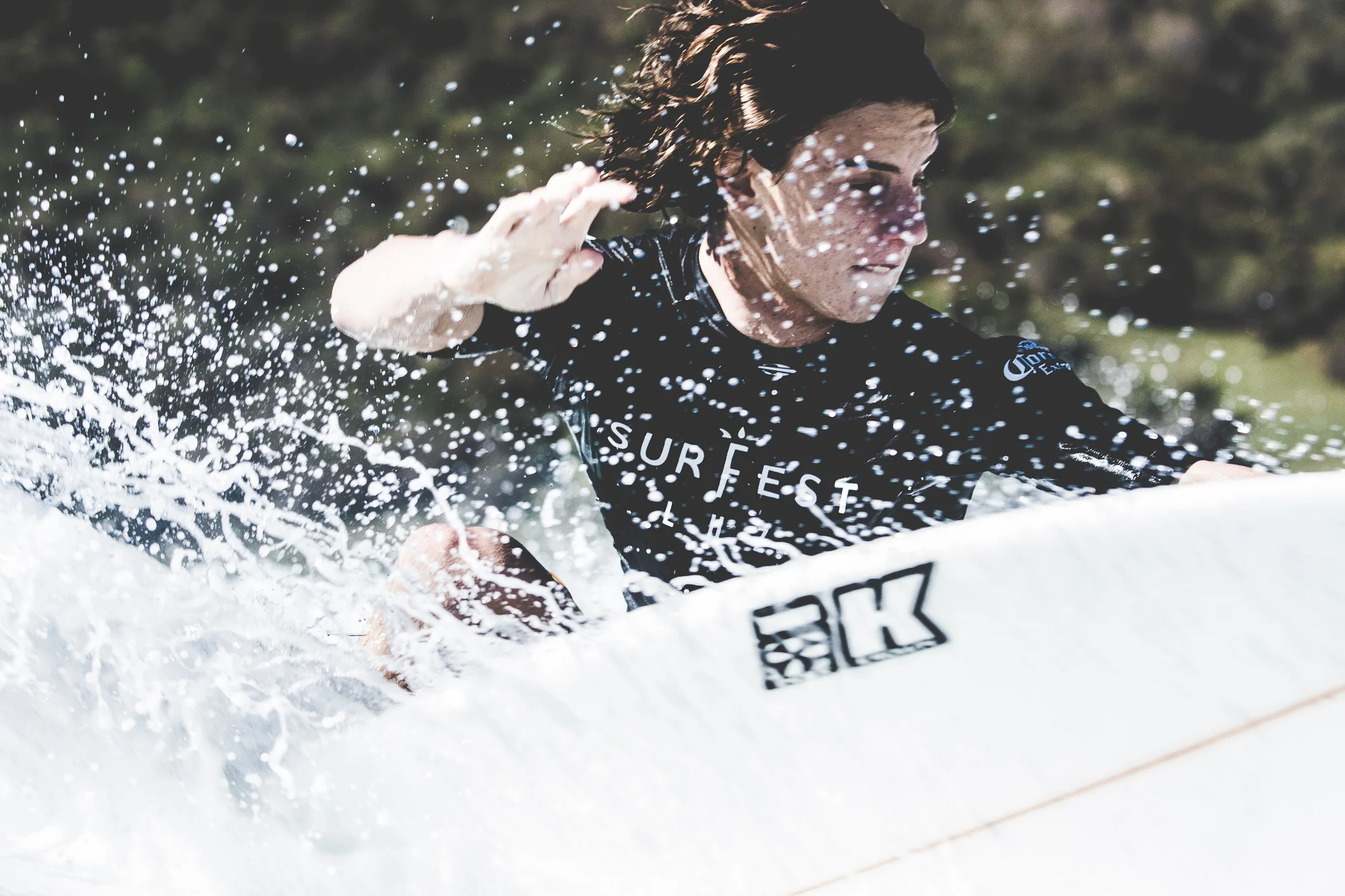  "Muito mais que uma competição de surf, o evento é uma celebração onde todos ganham em prol de um bem maior."
