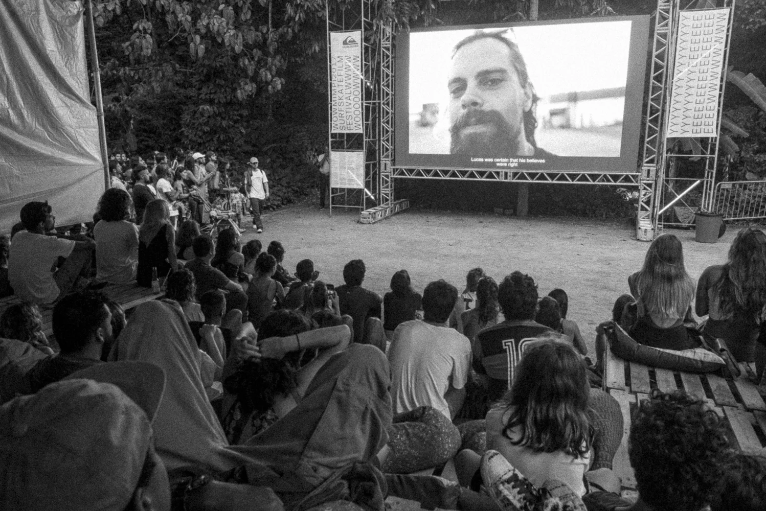 A emocionante homenagem a Lucas Zuch foi ovacionada pelo público