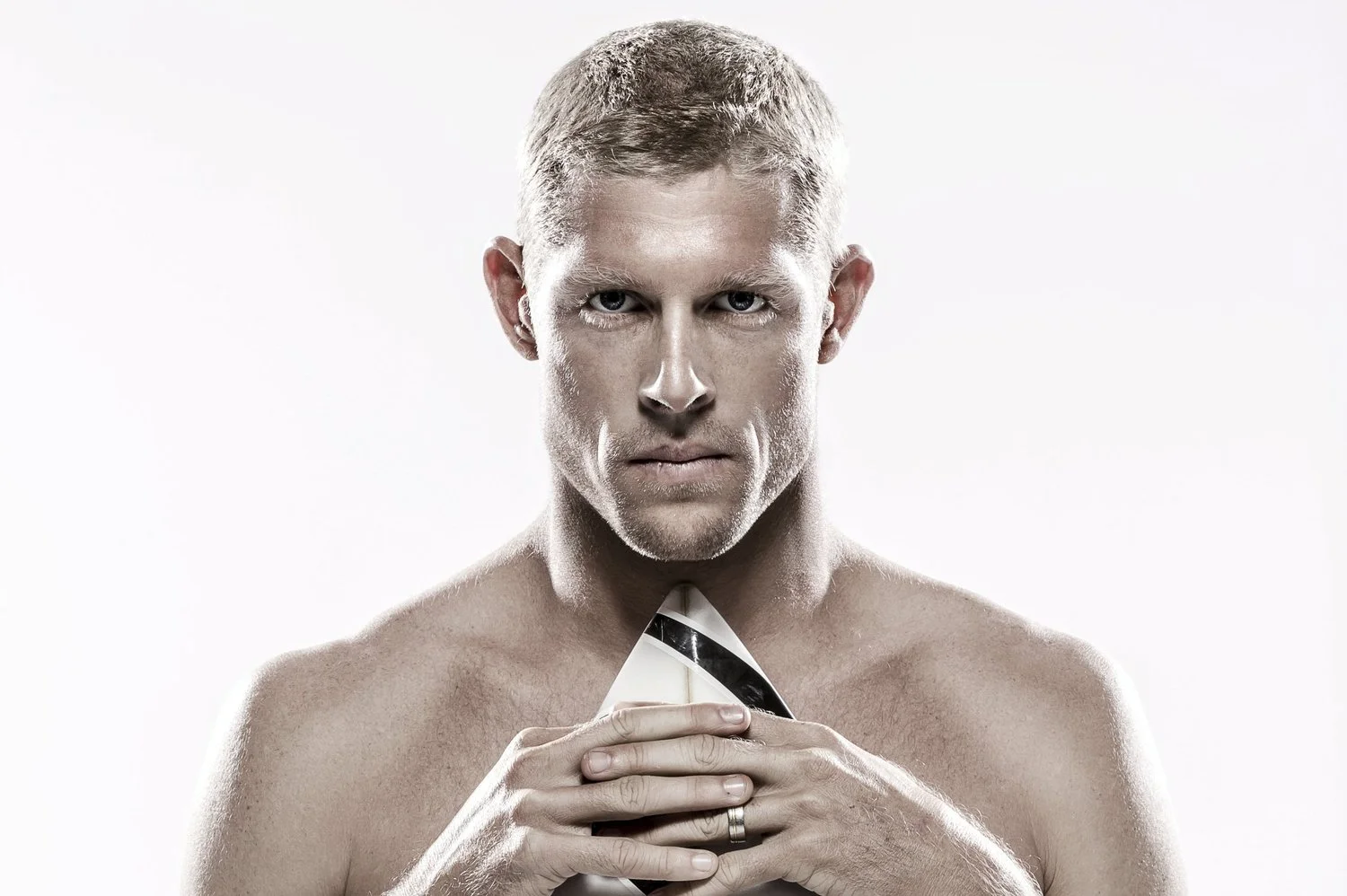 mick-fanning-intense.jpg
