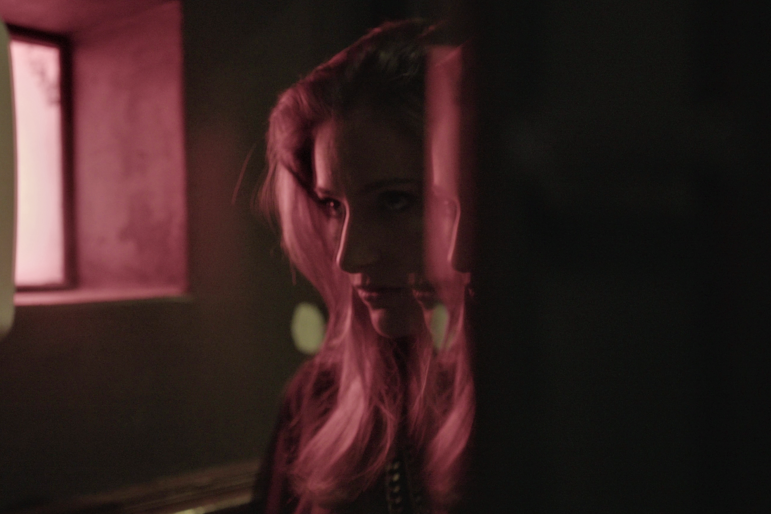 vlcsnap-2018-09-08-19h54m46s240 (3) - Copie.png