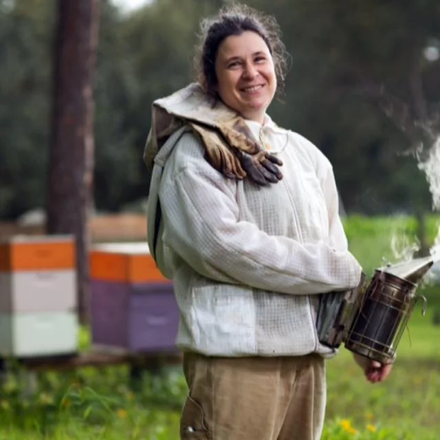 Jennifer Holmes | Hani Honey Co. Jennifer Holmes is the owner of Hani Honey Company, an international honey judge, president of the Florida State Beekeepers Organization, and co-chair of Slow Food Gold & Treasure coast. She enjoys constant engagement with nature, beekeeping, happy people, a full spectrum of enjoyment producing ferments from locally foraged, or lovingly grown foods, and a forever passion for food and farmers.