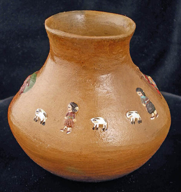 PM14C-Evonda-Manygoats-Navajo-pictorial-pot-300.jpg