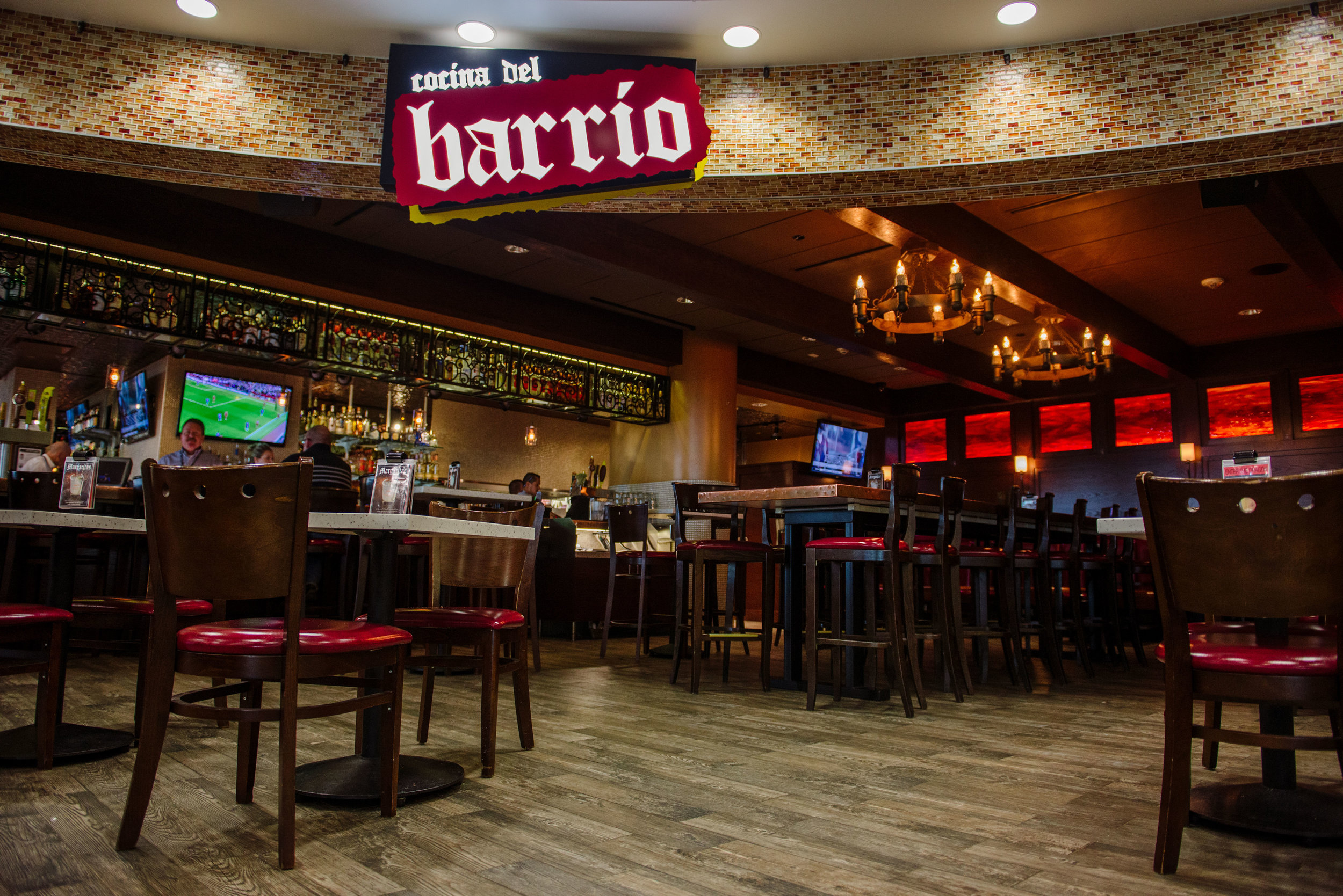 Cocina Del Barrio 50th and France Restaurant