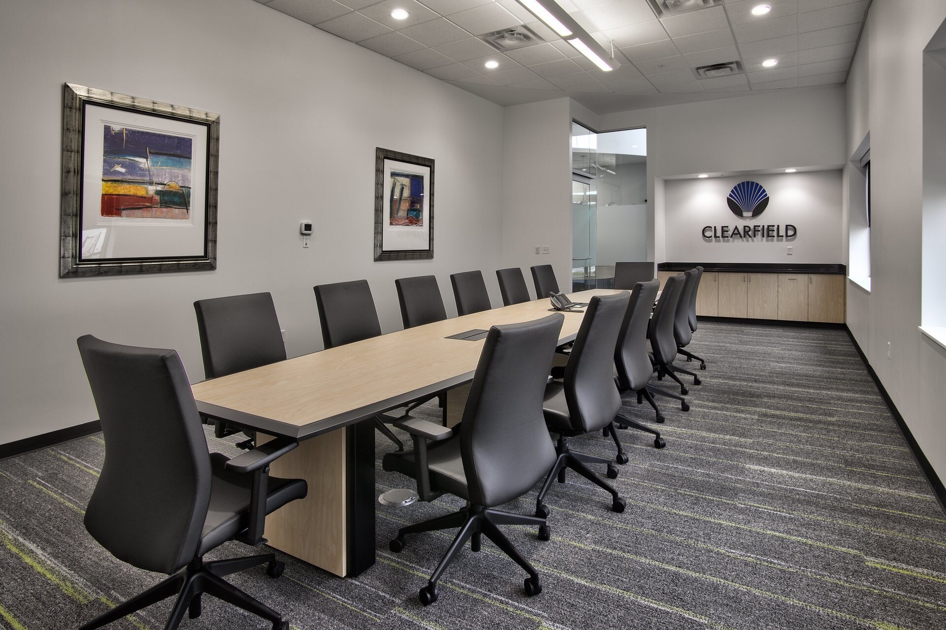 hcm-architects-clearfield-hagen-christensen-mcilwain-architects-plymouth-minnesota-conference-room-1920x1920.jpeg