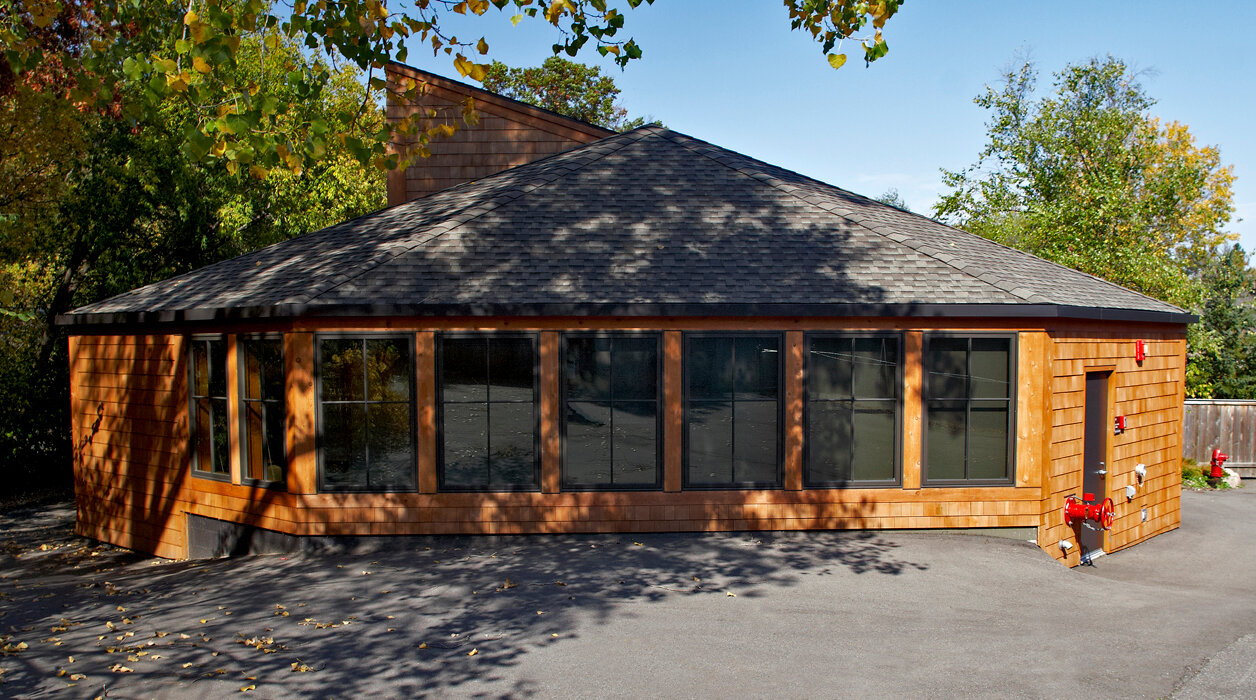 hcm-architects-minnesota-zoo-office-exterior-1-1920x1920.jpeg