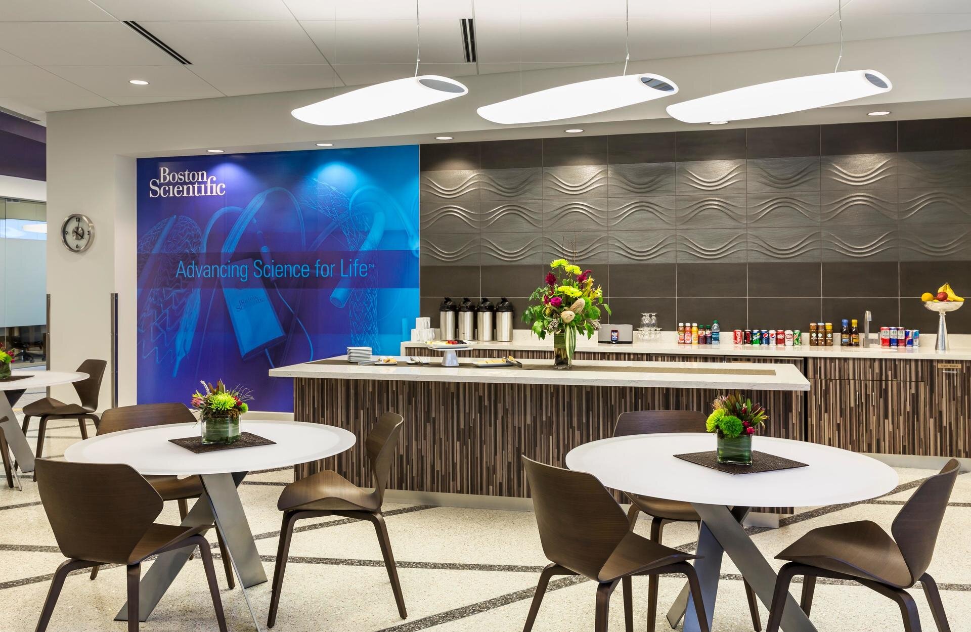 hcm-architects-boston-scientific-wl3-hagen-christensen-mcilwain-architects-cafeteria-eatery-1920x1920.jpeg