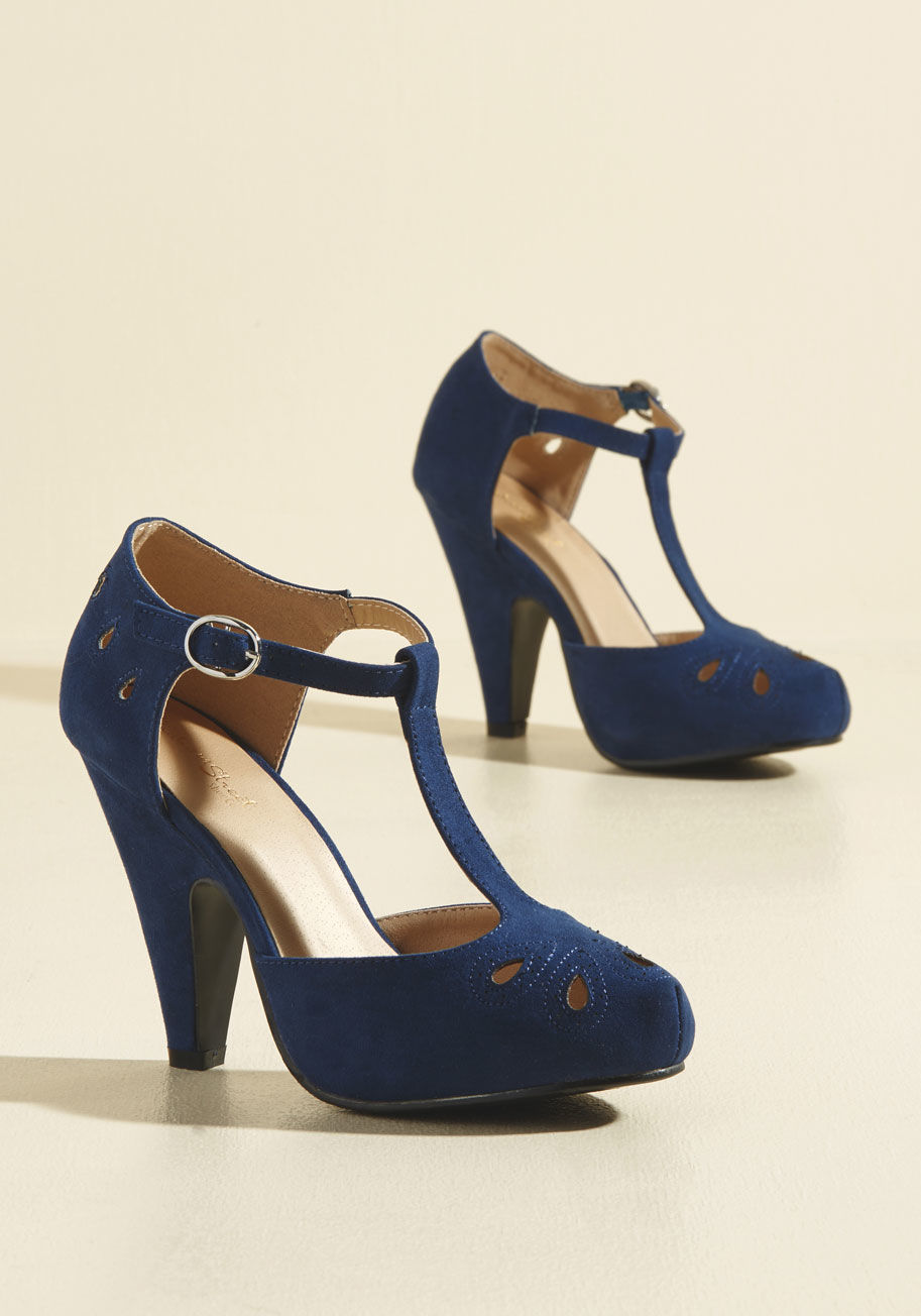 navy blue velvet shoes