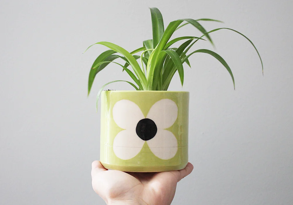 retroflowerplanter.jpg