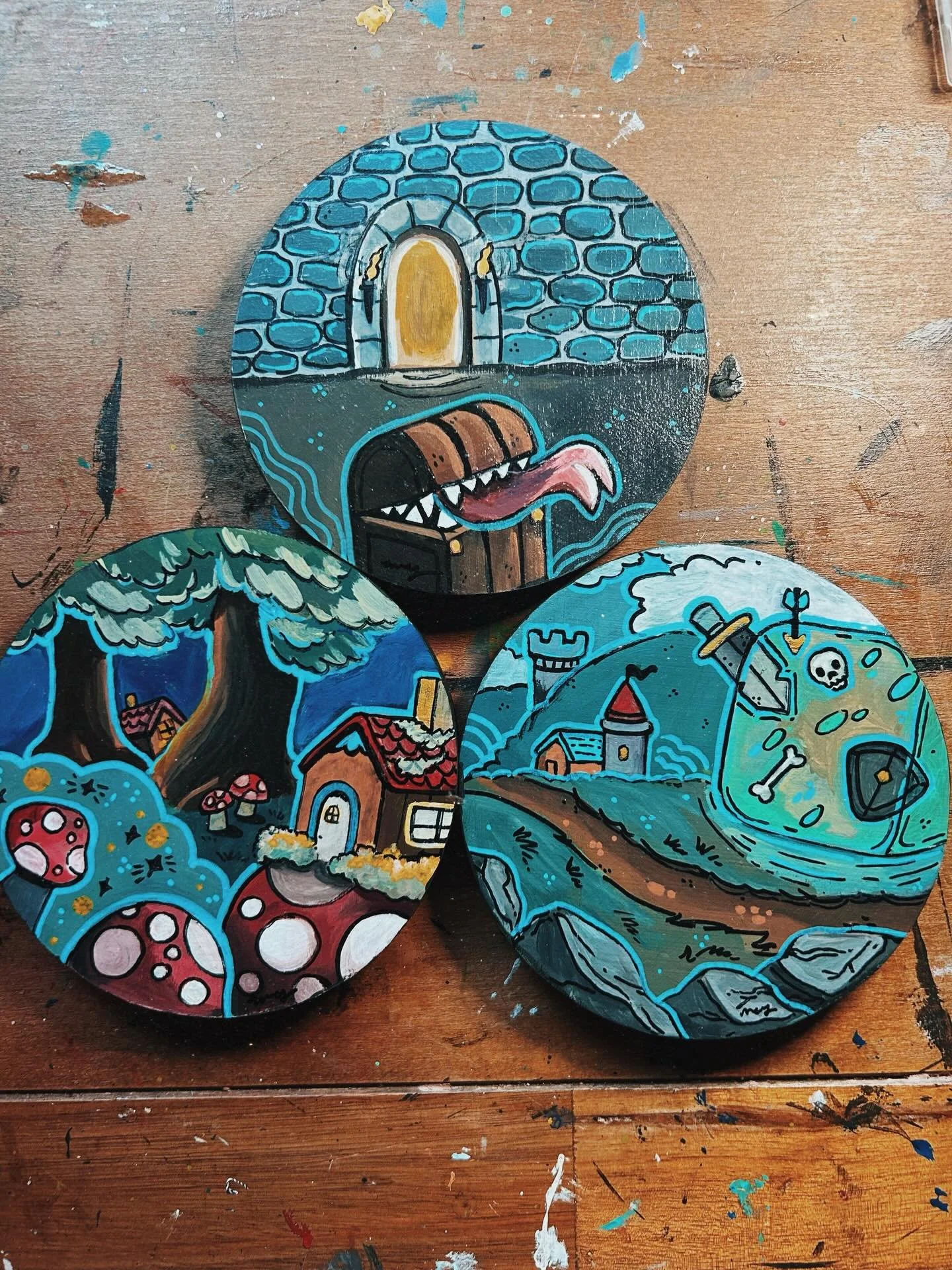 Closing party tonight at @thepurpledoorpdx and the last chance to grab something from the show! These little guys are available online and in person. ☺️ Would love to see them find new homes. 

Linked in my stories!