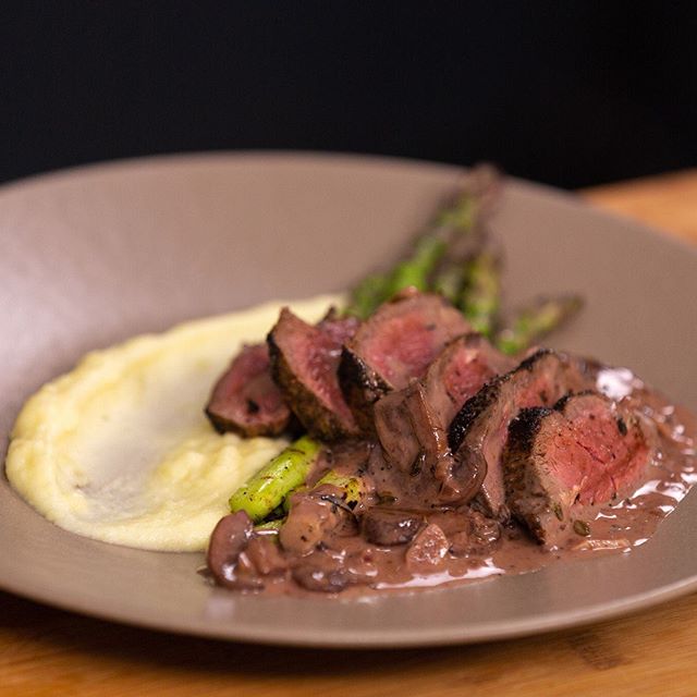 Here is your perfect dinner date dish...mouth-watering steak! Link in bio for recipe.
-
-
-
#chefbrik #celebritychef #chefstagram #dishoftheday #yougottaeatthis #feastagram #mouthwateringfood #epicplateup #artofplating